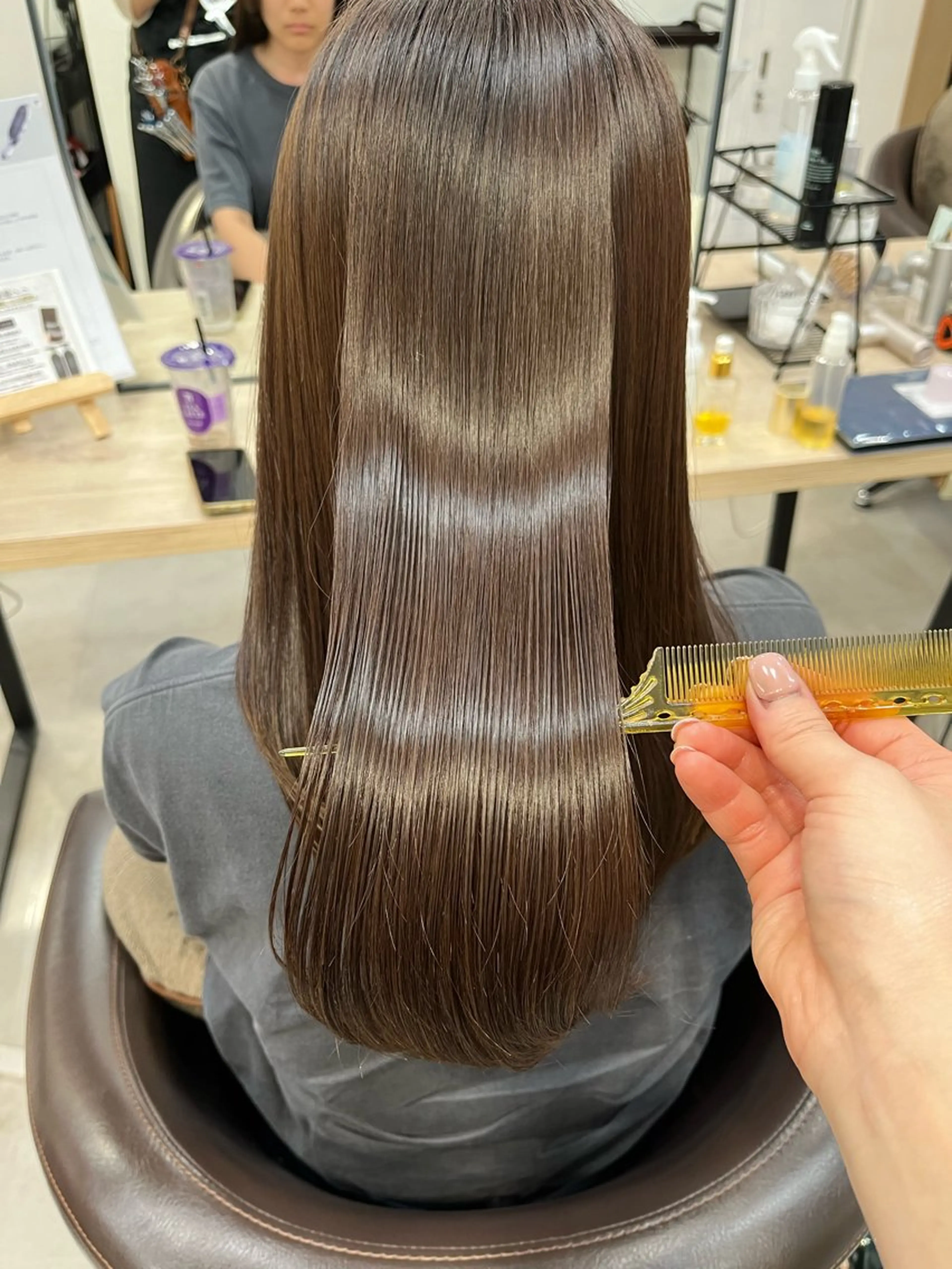 ロング 光を纏うツヤ感ロング Natsuki🤍のヘアスタイル