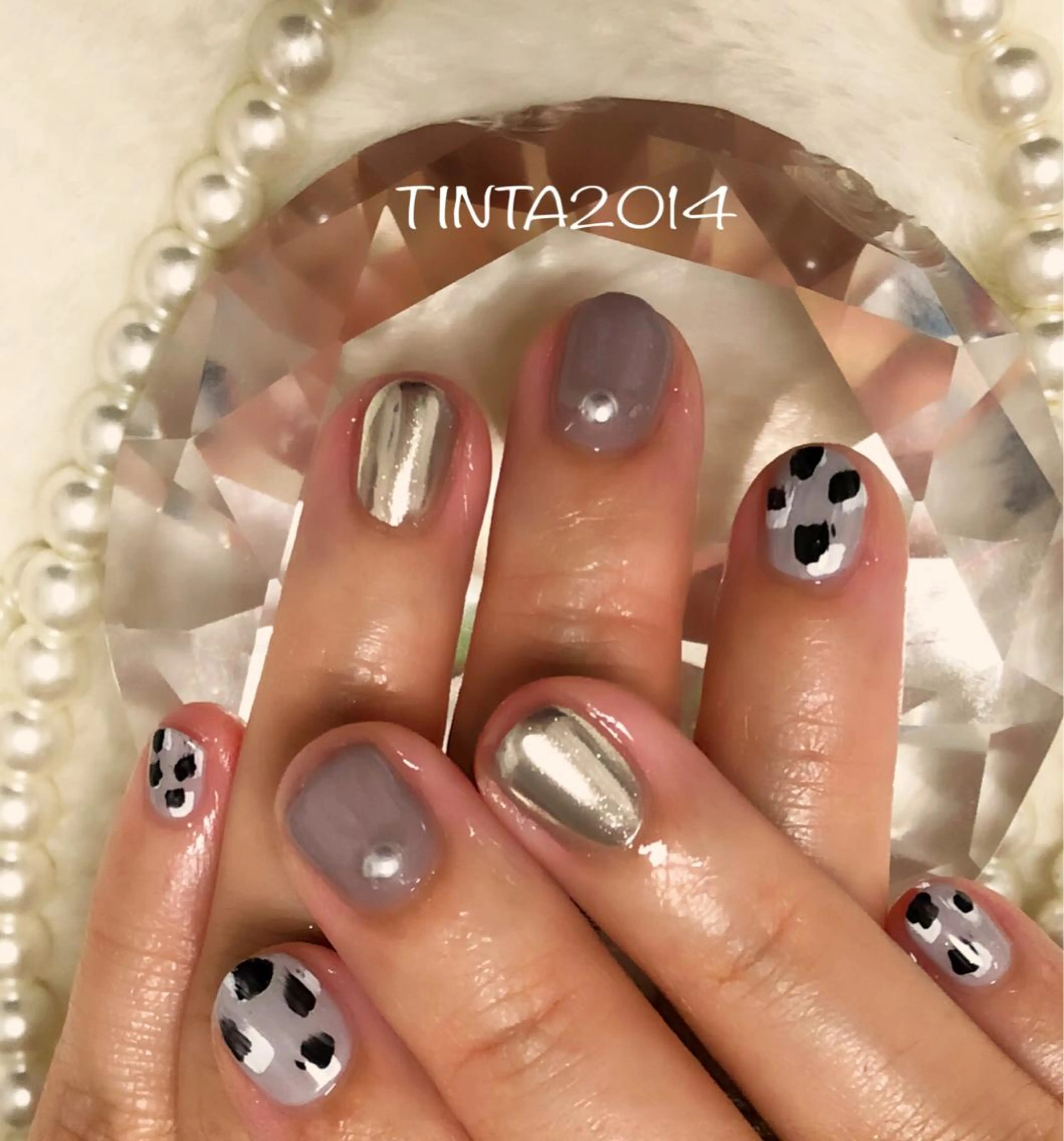 ネイル ミラーネイル ネイルサロン ティンタ所属・馬場 典子のネイルデザイン