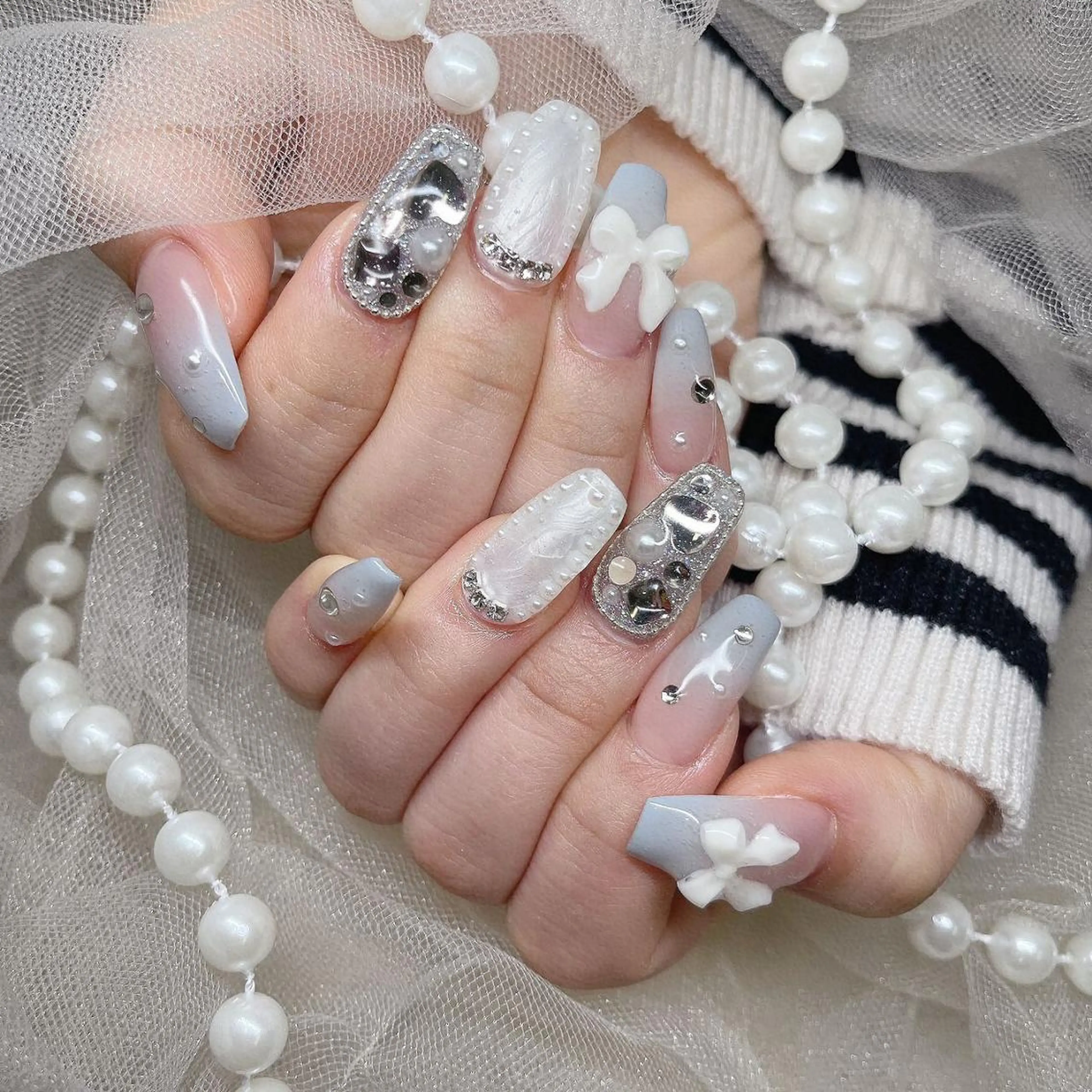 ネイル ハンドネイル Queens テイのネイルデザイン