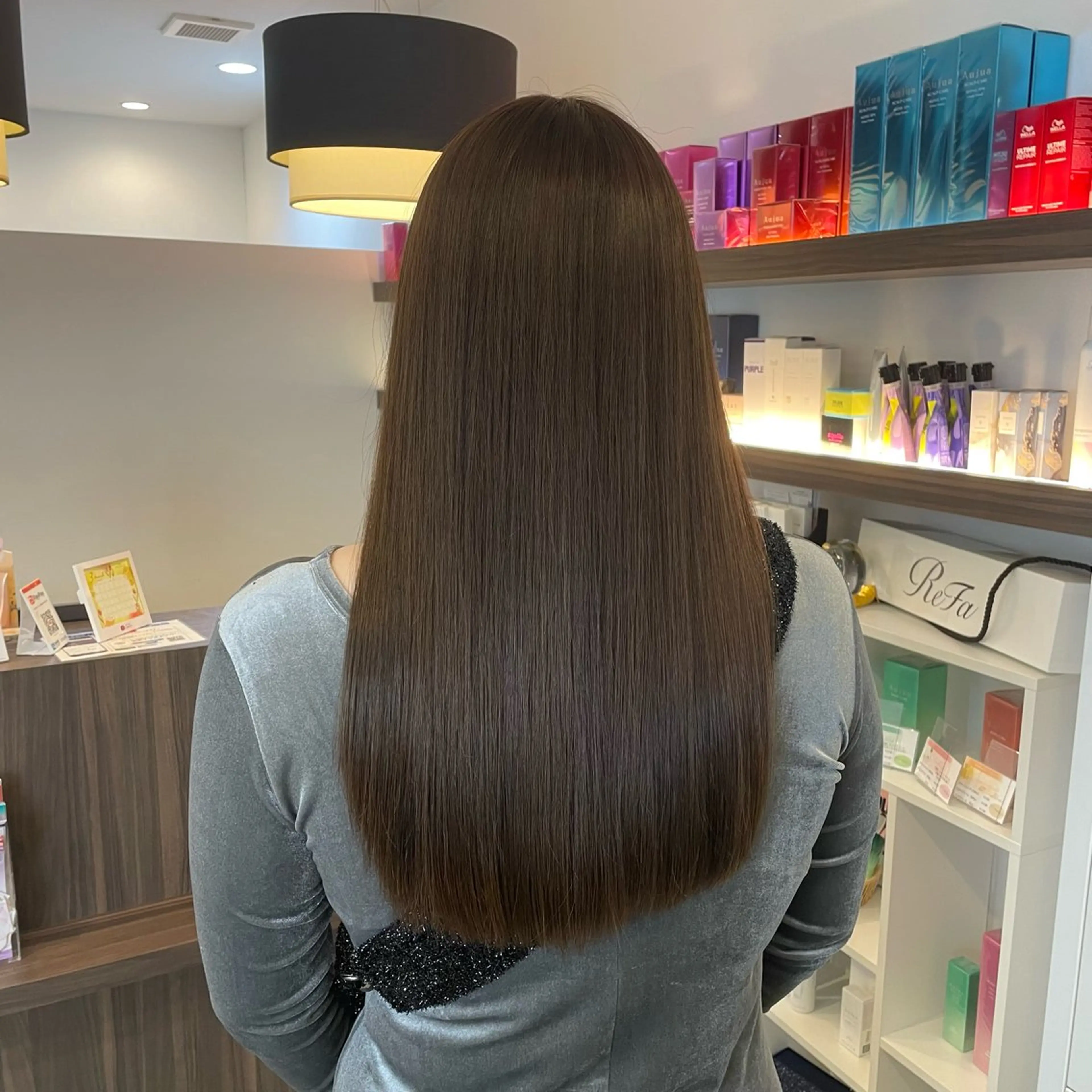 ロング 縮毛矯正 川原 飛奈のヘアスタイル