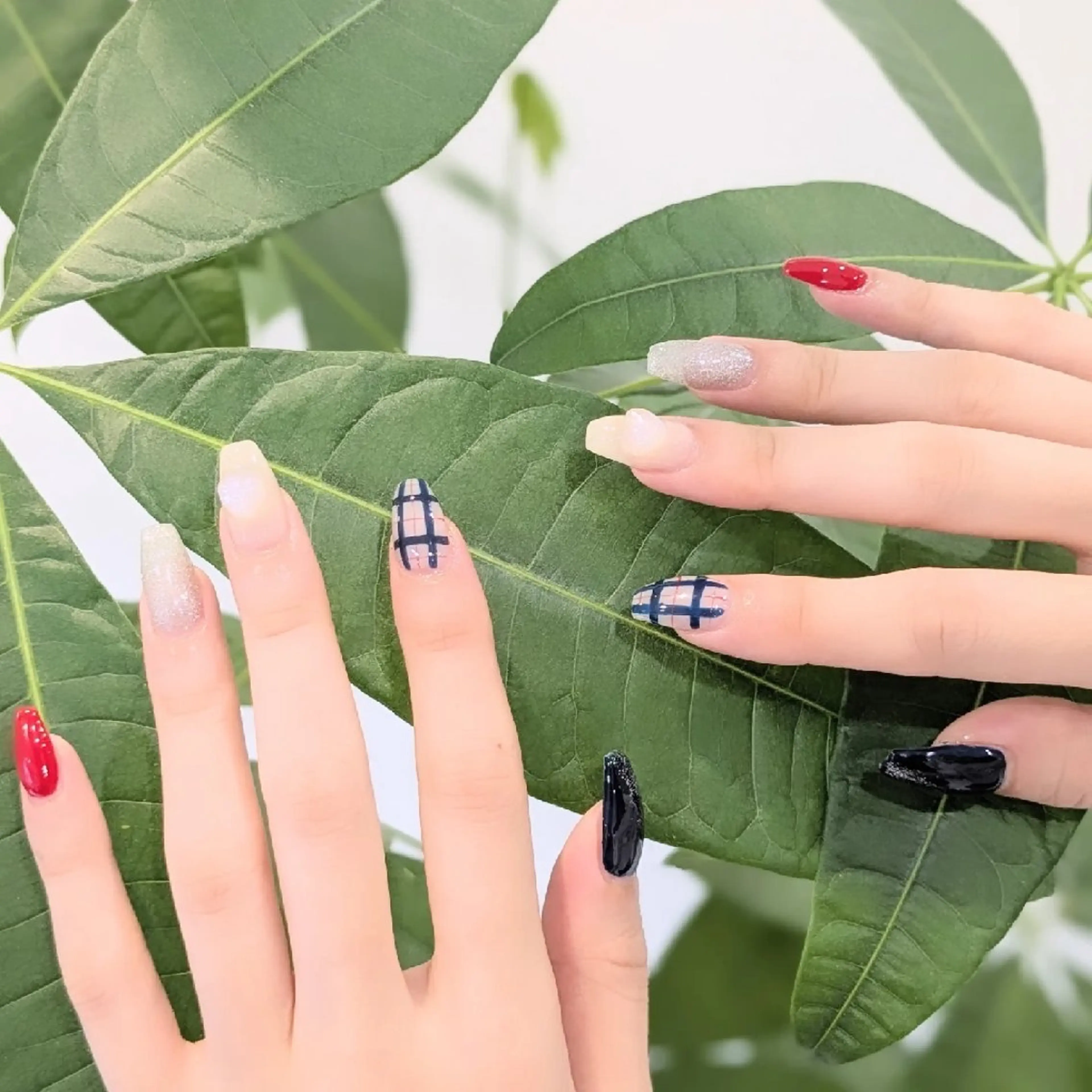 ネイル Lily nail 船橋 yuki🍒のネイルデザイン