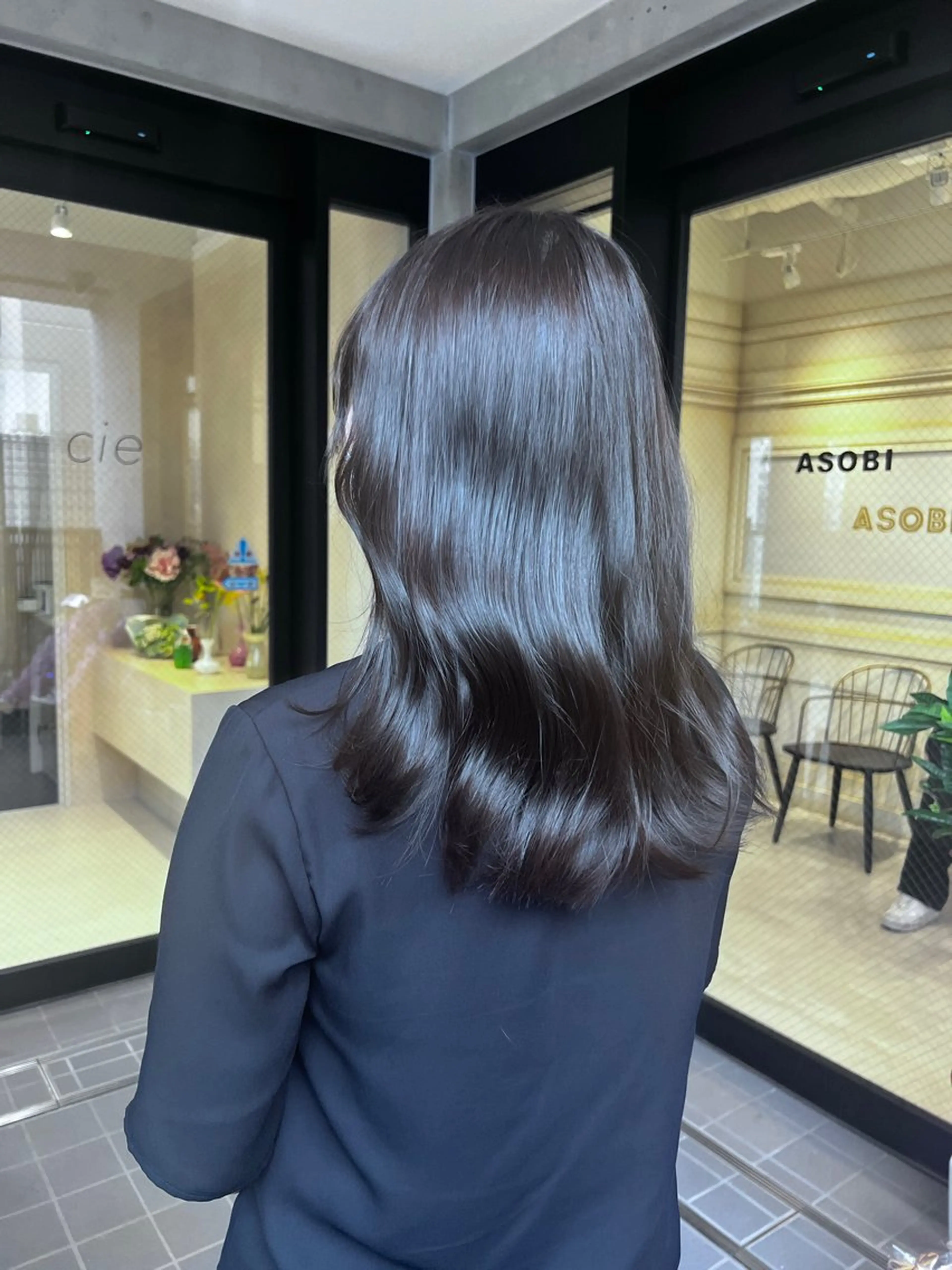 ロング カラー ブリーチ 透明感カラー ダブルカラー ブリーチなしカラー カット ヘアカラー トリートメント ブリーチなし/カラー 専門店ASOBIのヘアスタイル