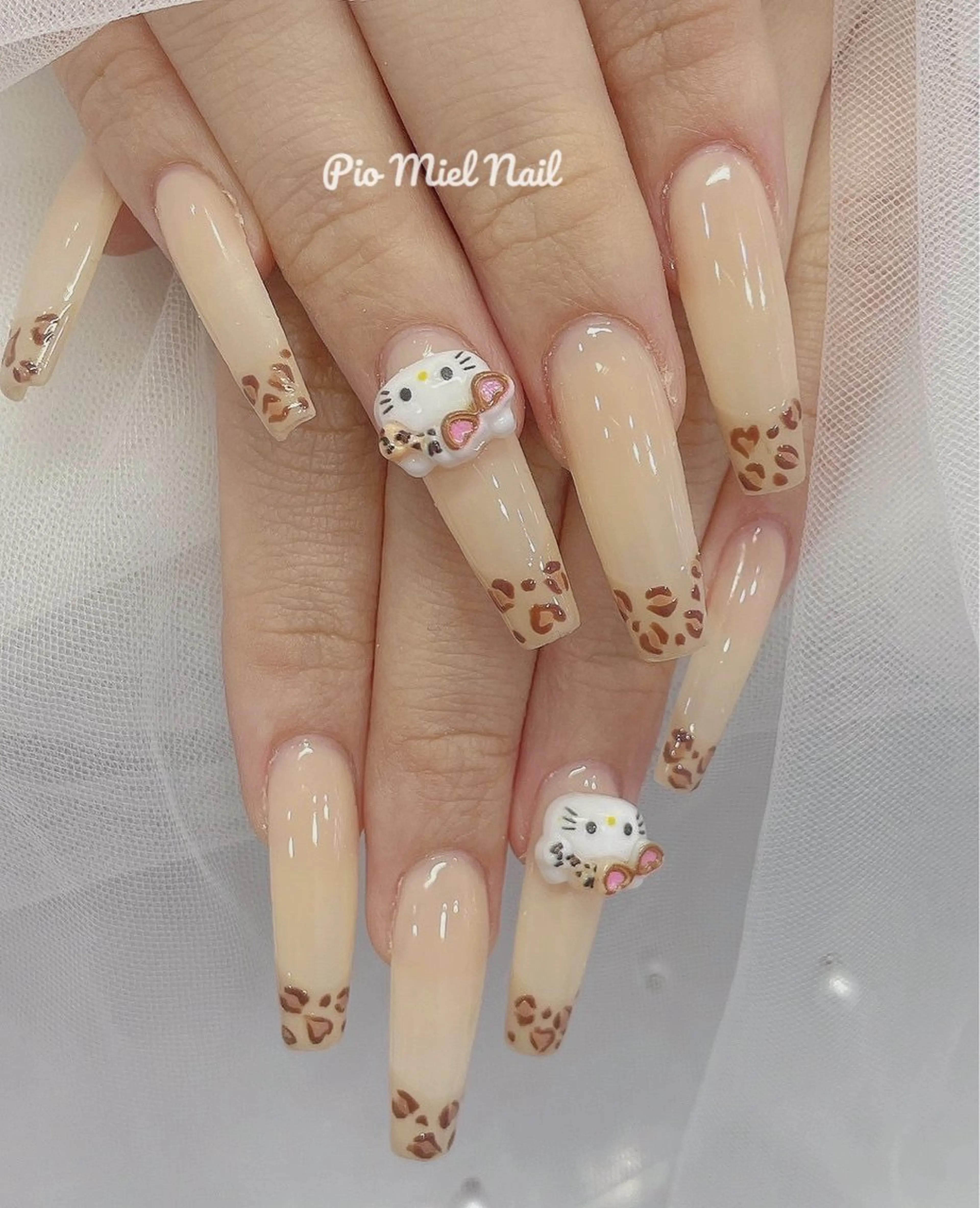 ロング Pio Mielのネイルデザイン