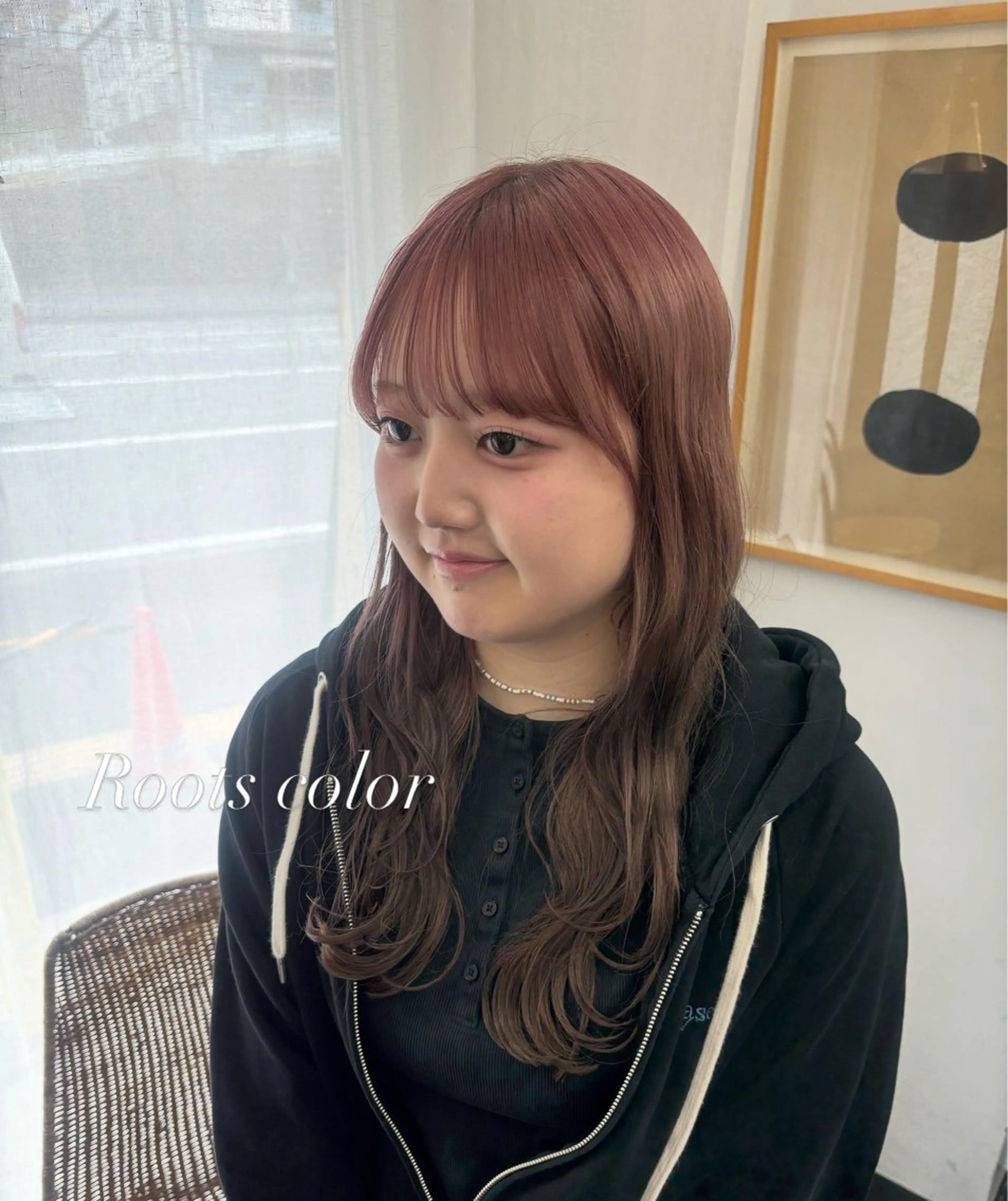 ロング カラー ブリーチ グレージュ ピンクカラー 【ヤマザキアヤメ】 パーマモデル様募集中のヘアスタイル