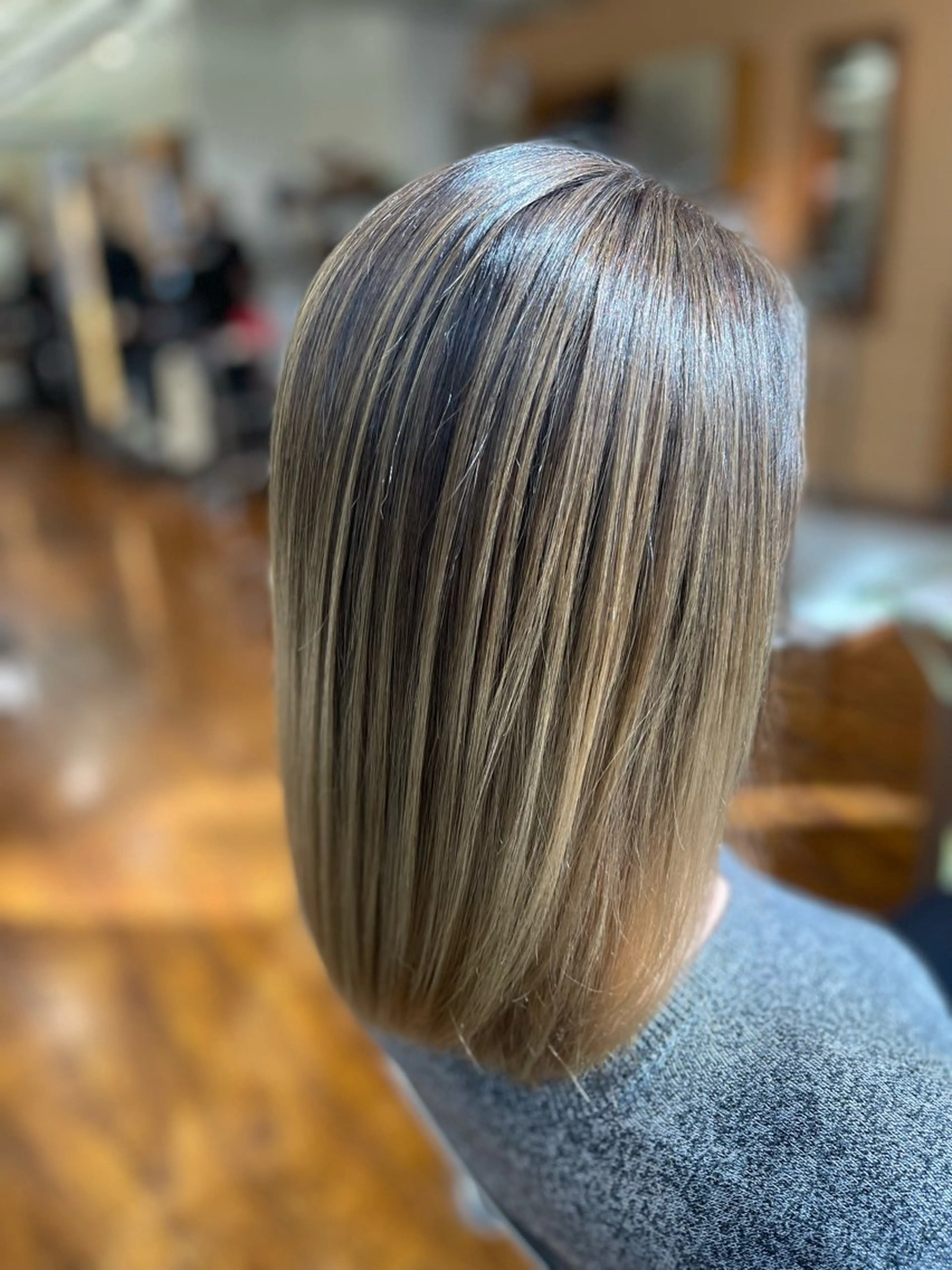 ミディアム CIEL所属・バレイヤージュ⭐️ 栄/舩木裕矢のヘアスタイル