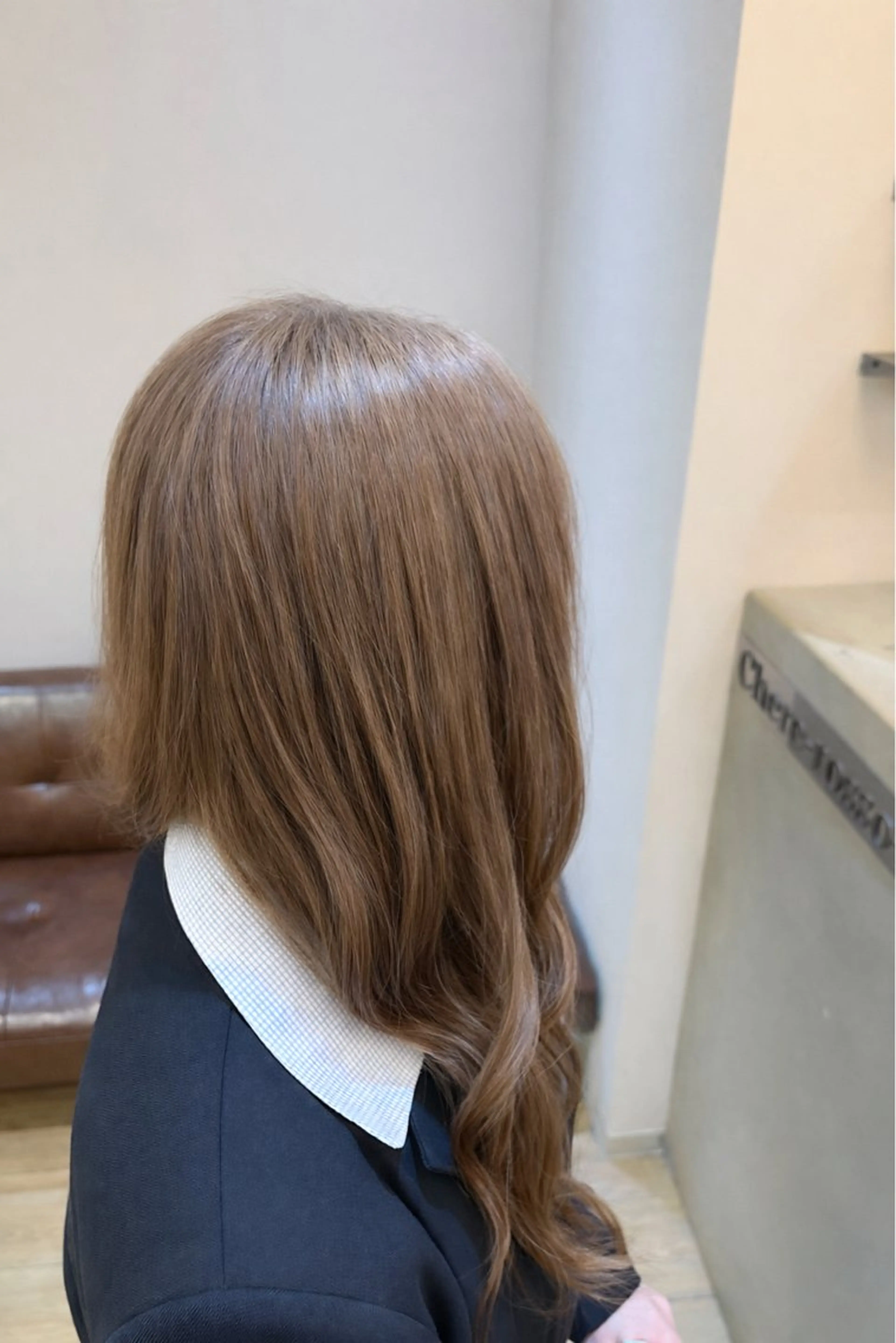 カラー 艶カラー/レイヤー /chere 金剛店のヘアスタイル