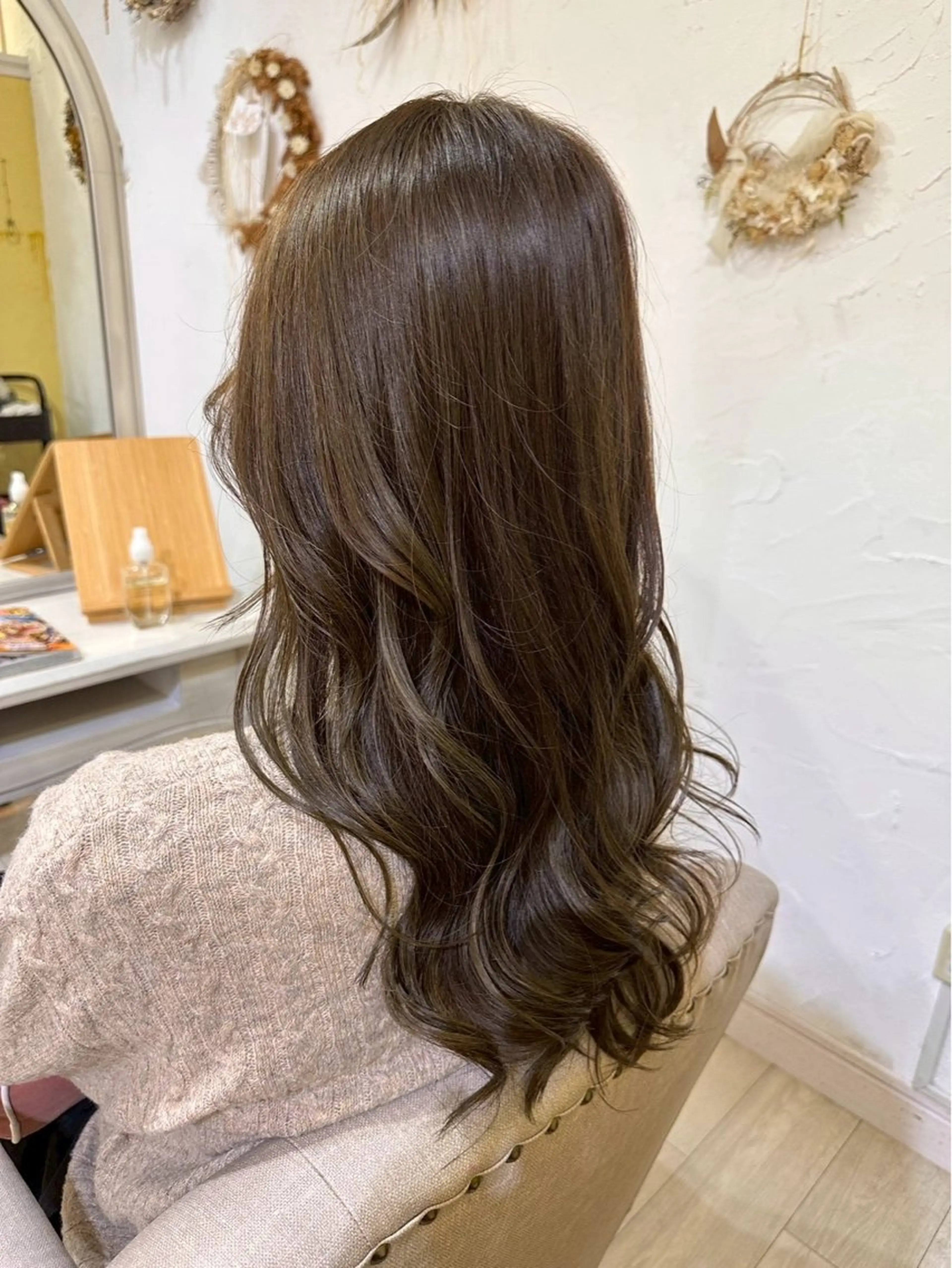 セミロング カラー ヘアカラー トリートメント amiu 森本千晴のヘアスタイル