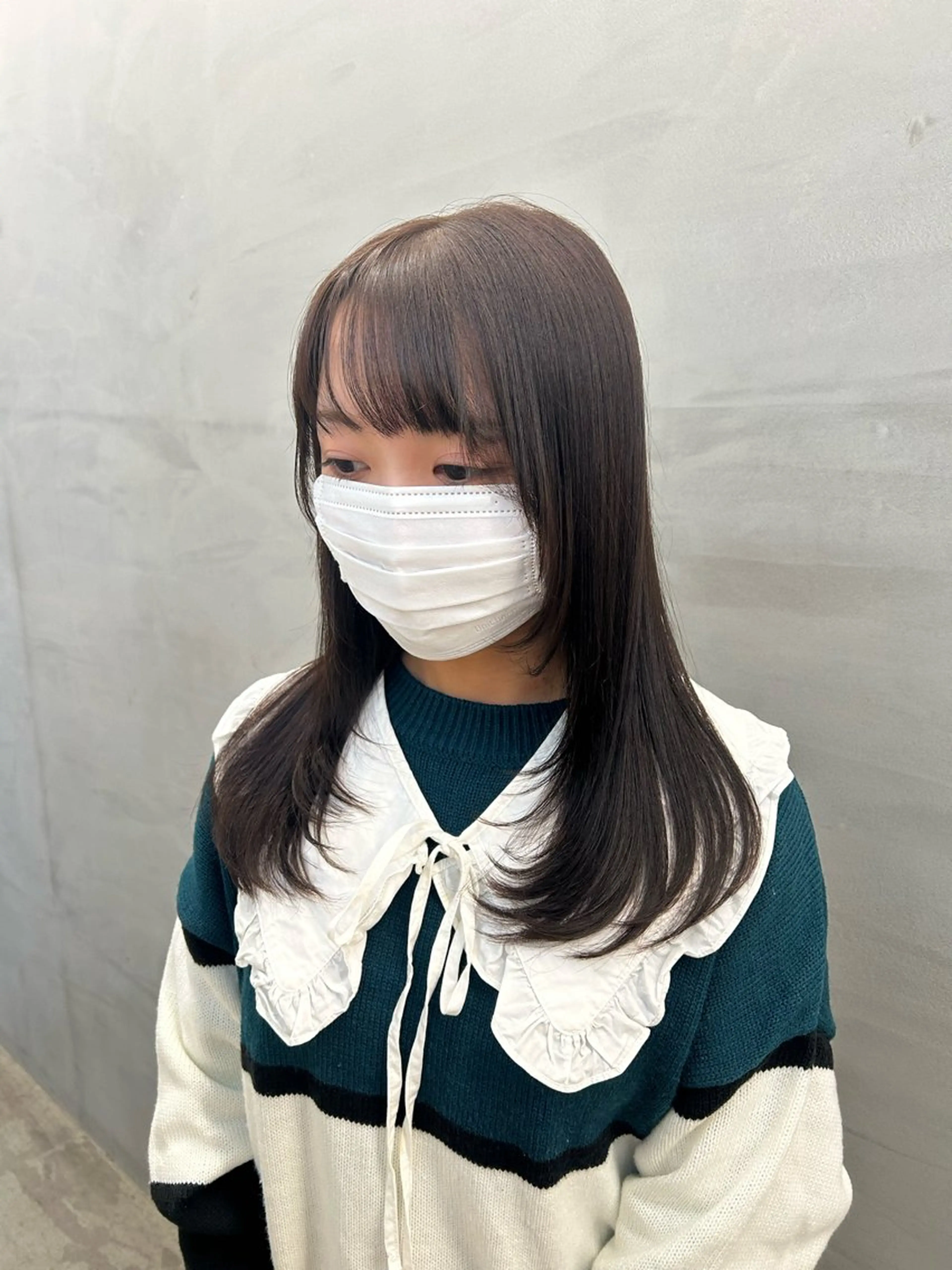 ミディアム レイヤーカット カット ヘアカラー トリートメント 透明感💗 ベージュ系　松田彩音のヘアスタイル