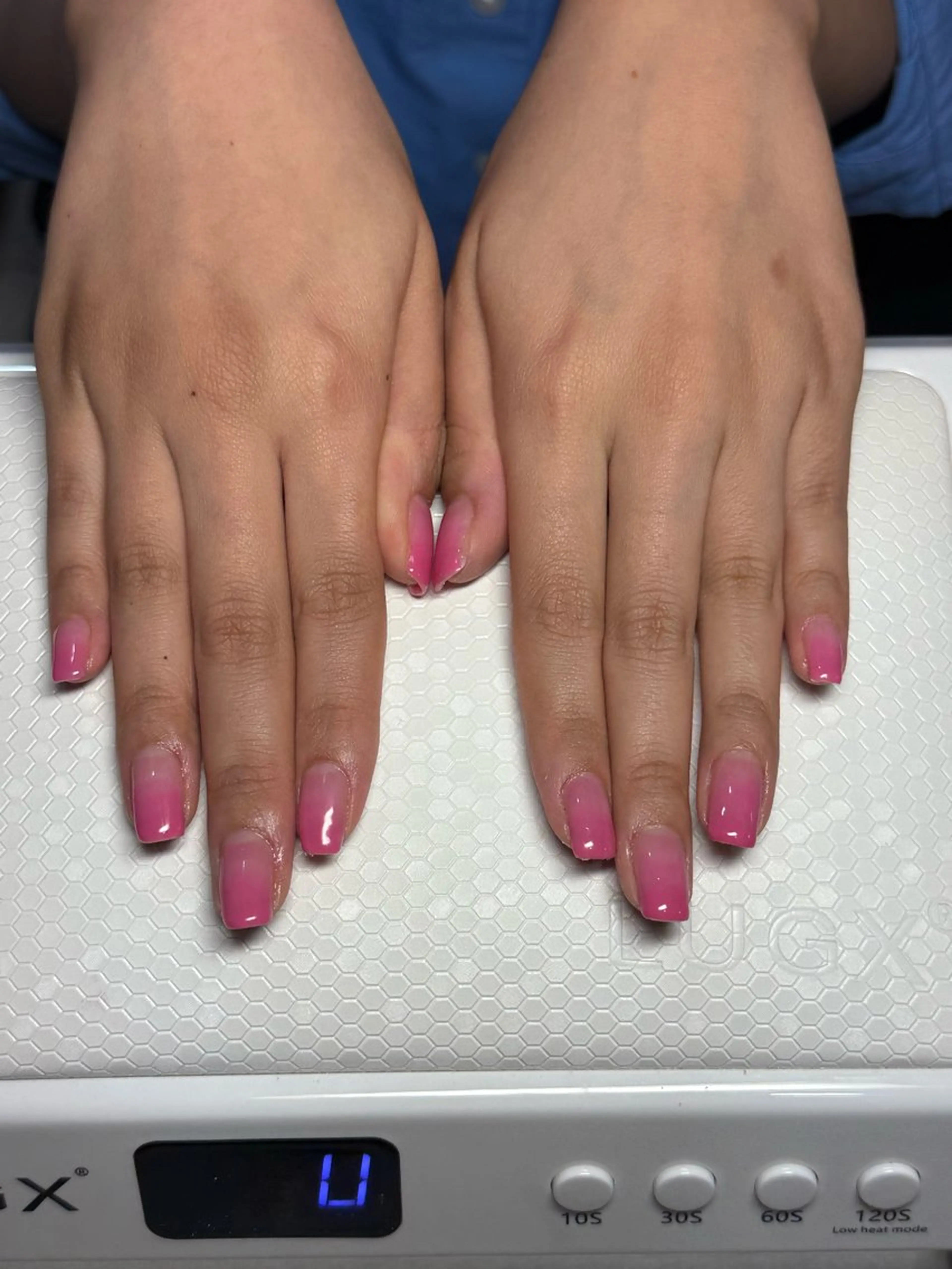 ネイル グラデーション Plumeria フルバヤシミウのネイルデザイン