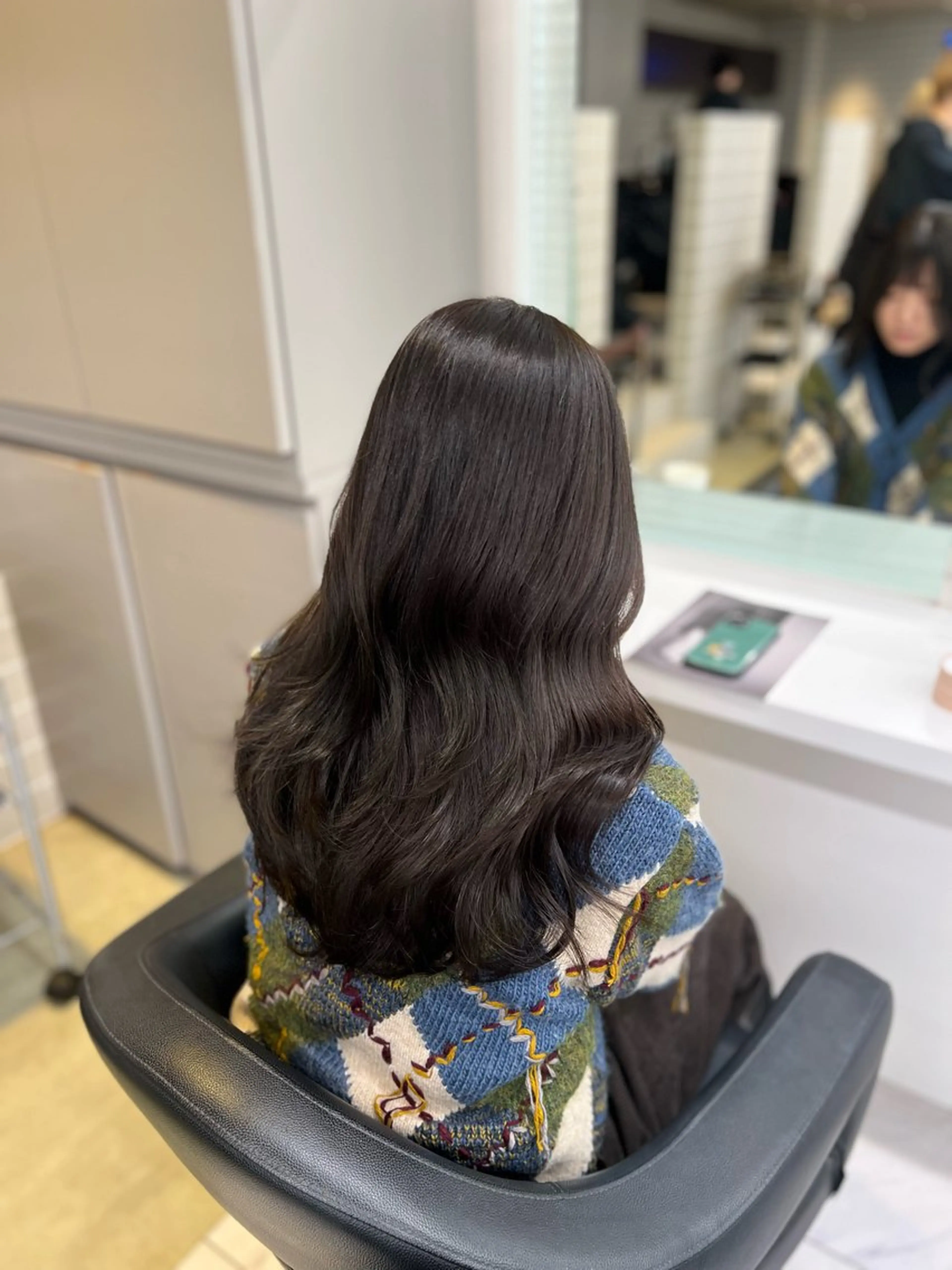 ロング カラー ヘアアレンジ カット ヘアカラー トリートメント ヘッドスパ ヘアセット 透明感×韓流ハイ トーン🫧RYUTAのヘアスタイル