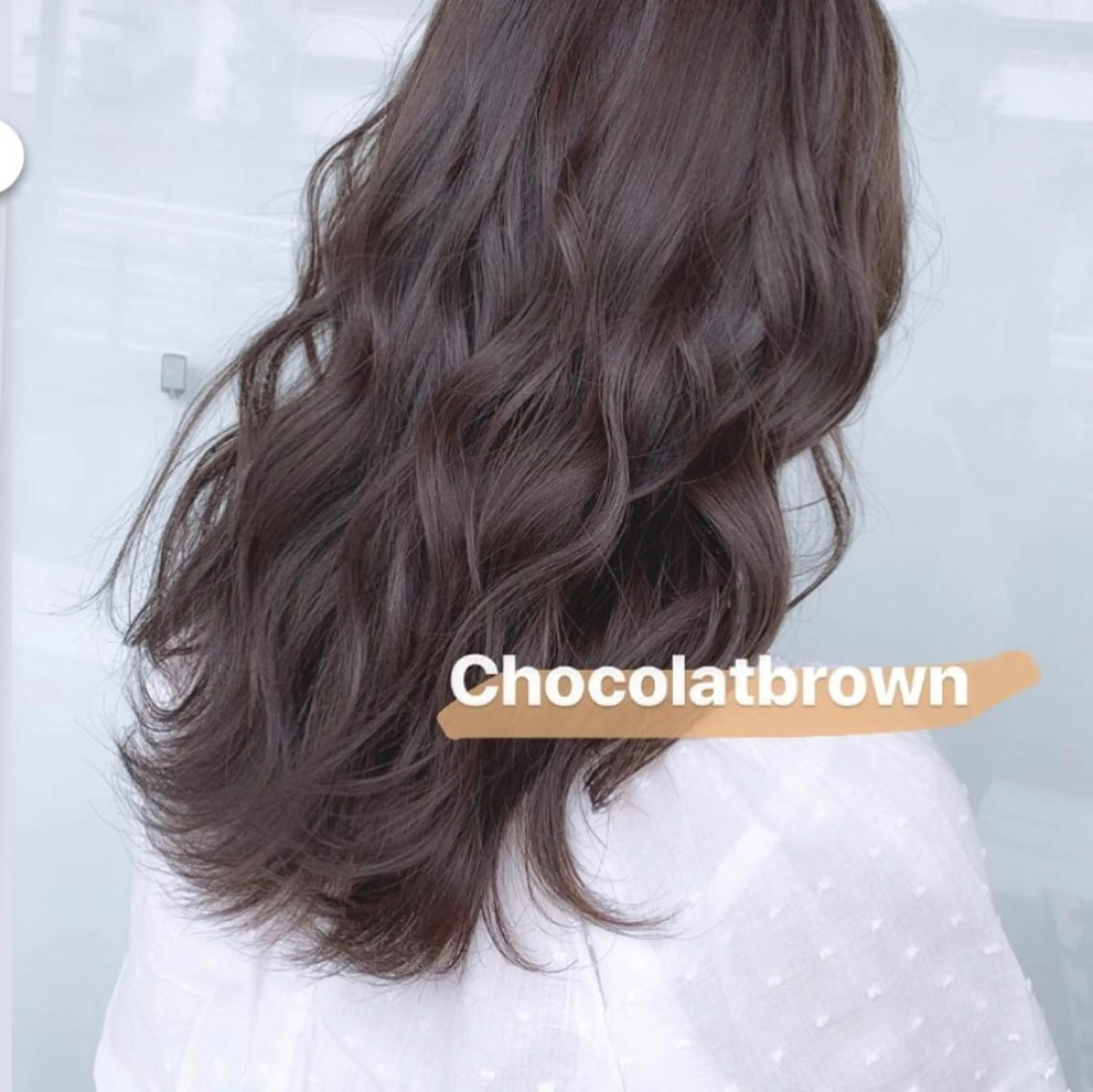 ロング カラー 川上 麻梨阿のヘアスタイル