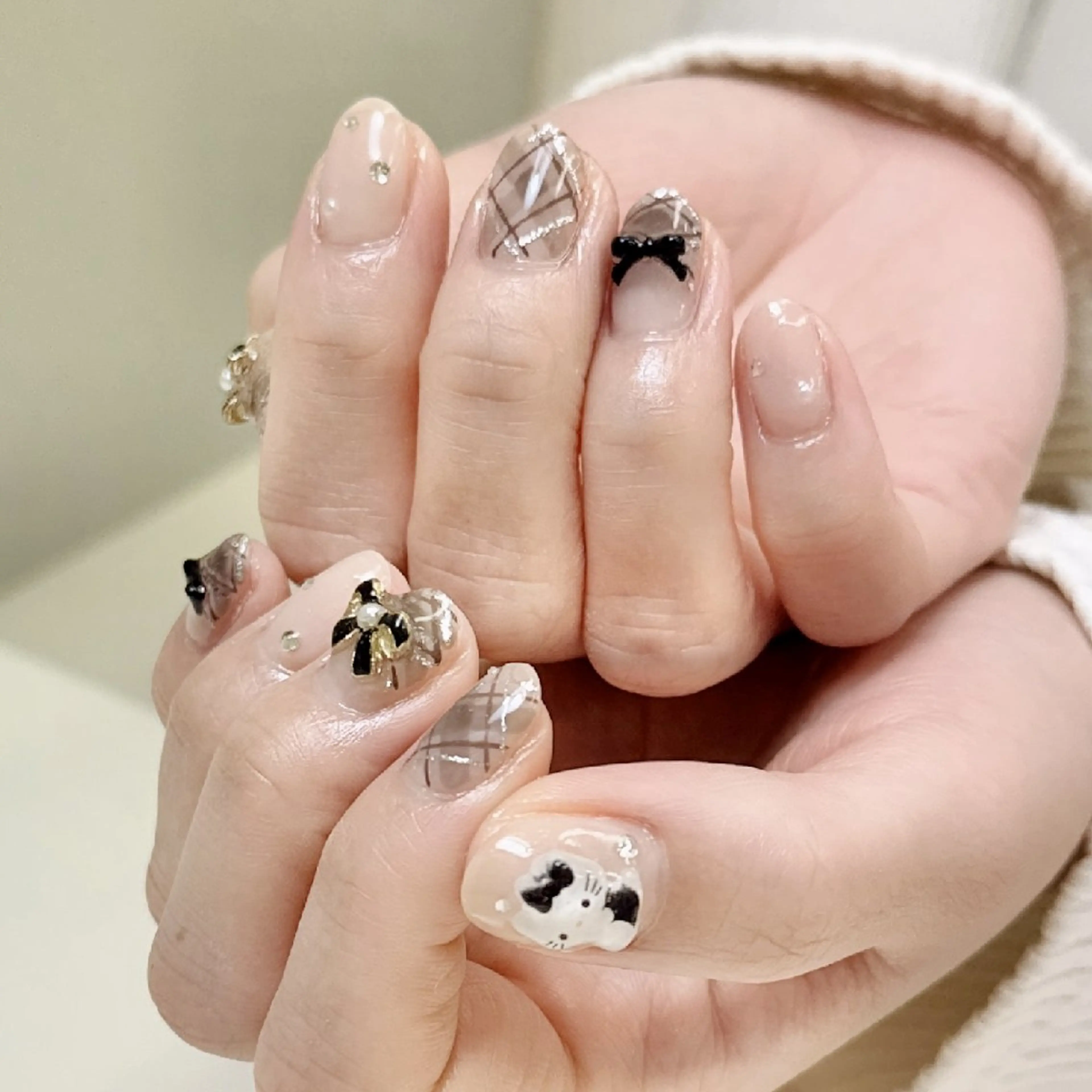 ネイル ハンドネイル muum_nail 新宿2分 三丁目1分のネイルデザイン