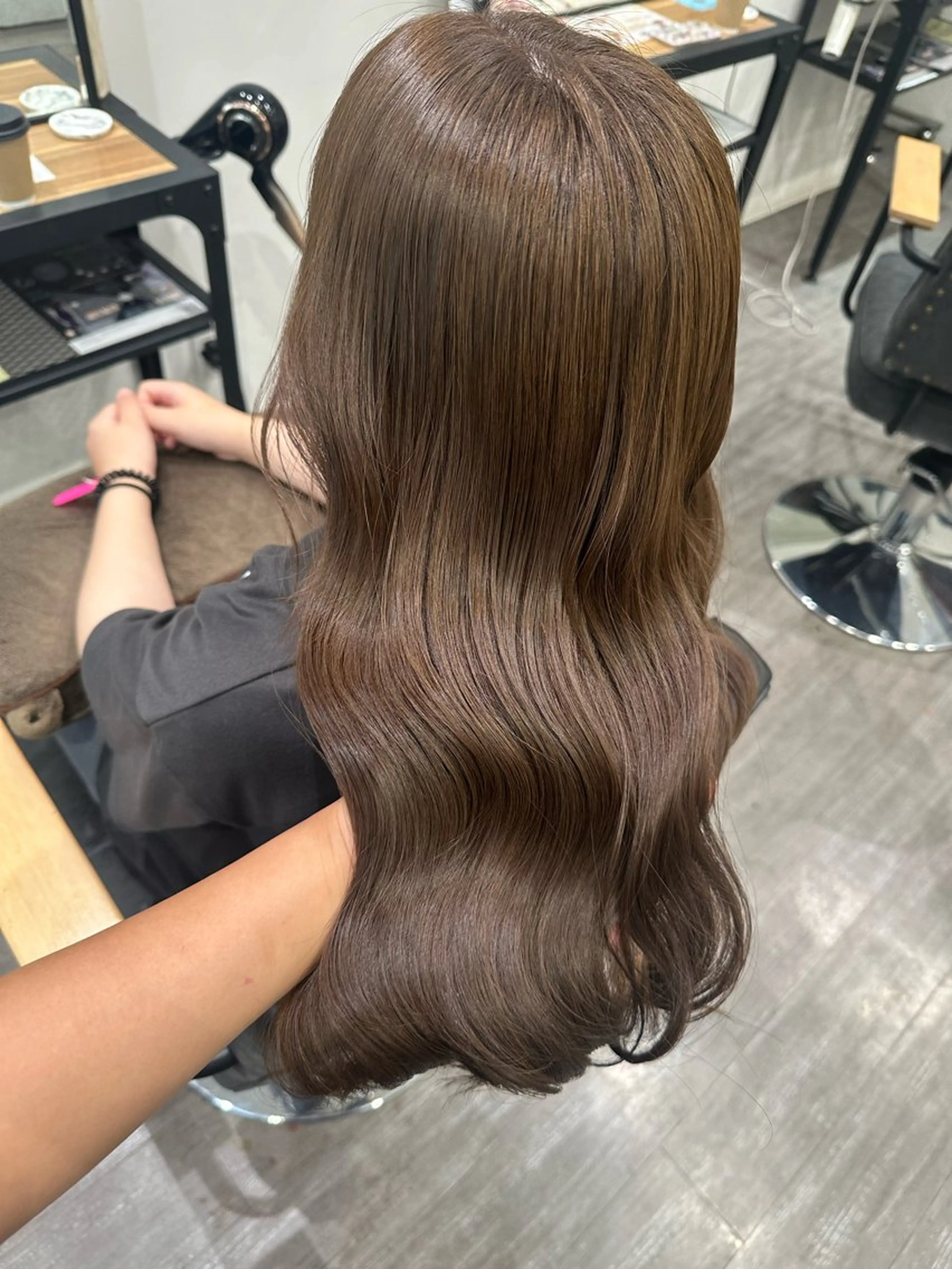 セミロング カラー グレージュ カット ヘアカラー トリートメント 艶髪レイヤー上田 紗也🇰🇷💗のヘアスタイル