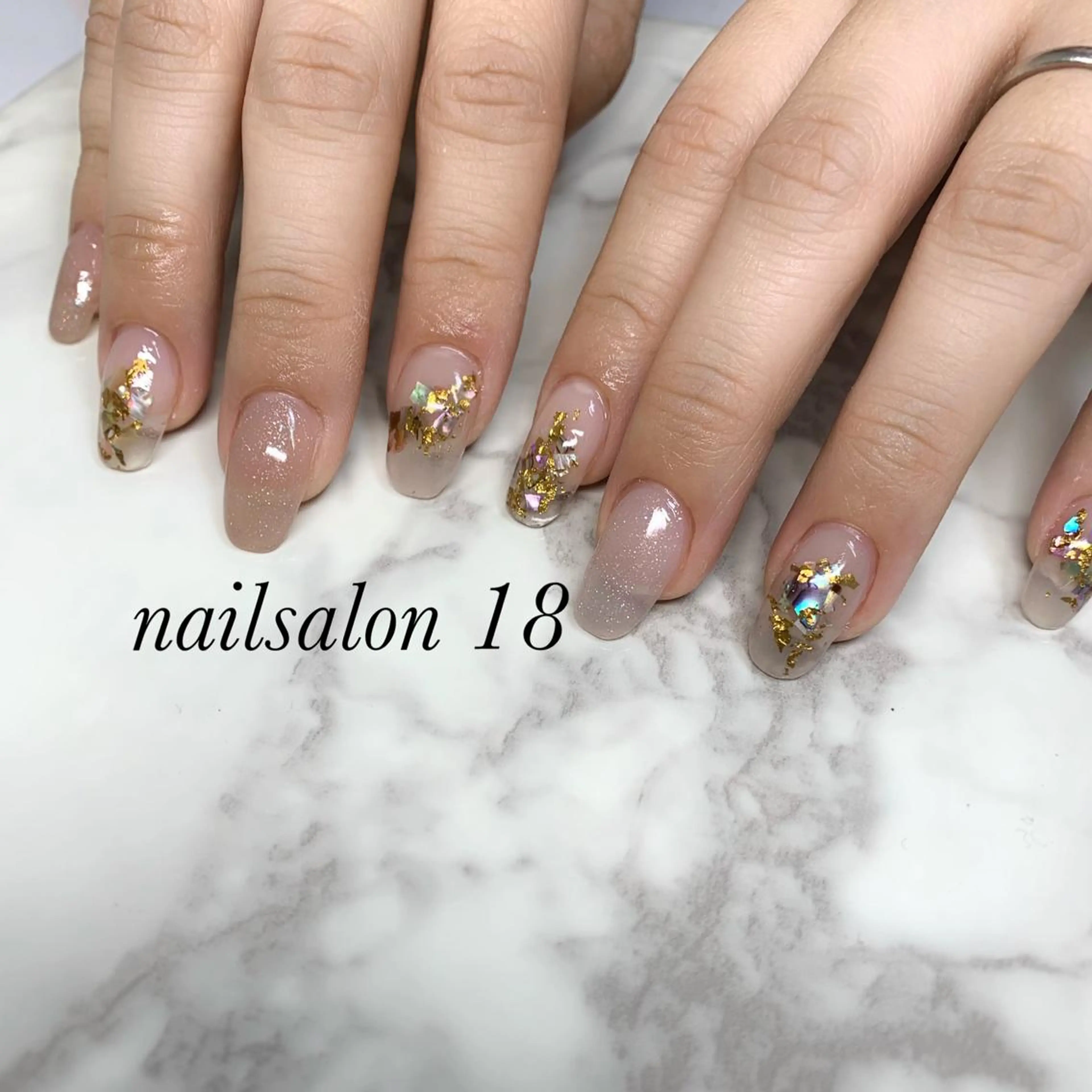 ロング ネイル nail salon 18.のネイルデザイン