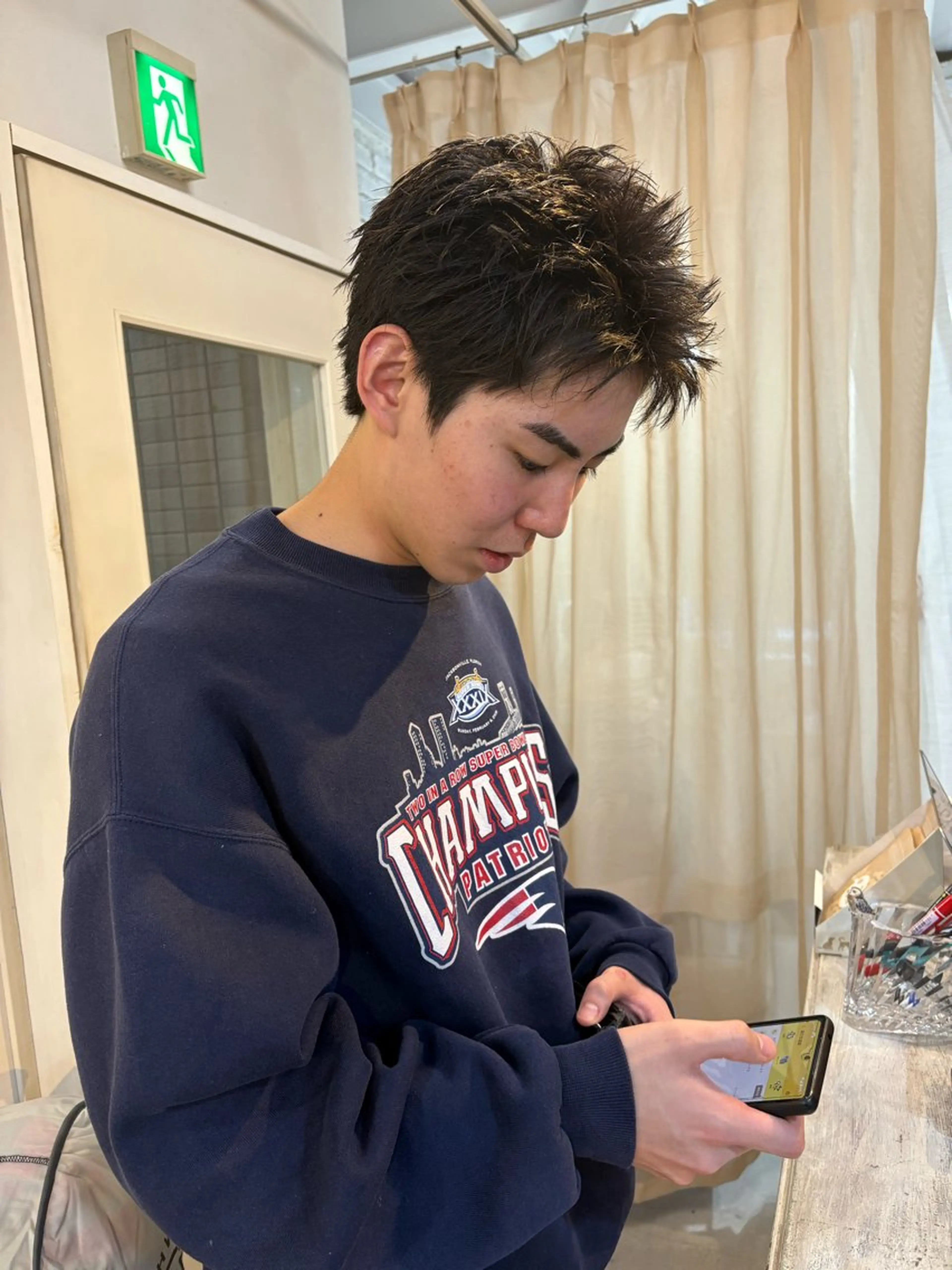 ショート パーマ メンズ メンズブリーチ フェザーパーマ メンズハイライト メンズインナーカラー メンズパーマ カット 💈メンズ短髪特化 ✂︎伊藤大輝💈のヘアスタイル