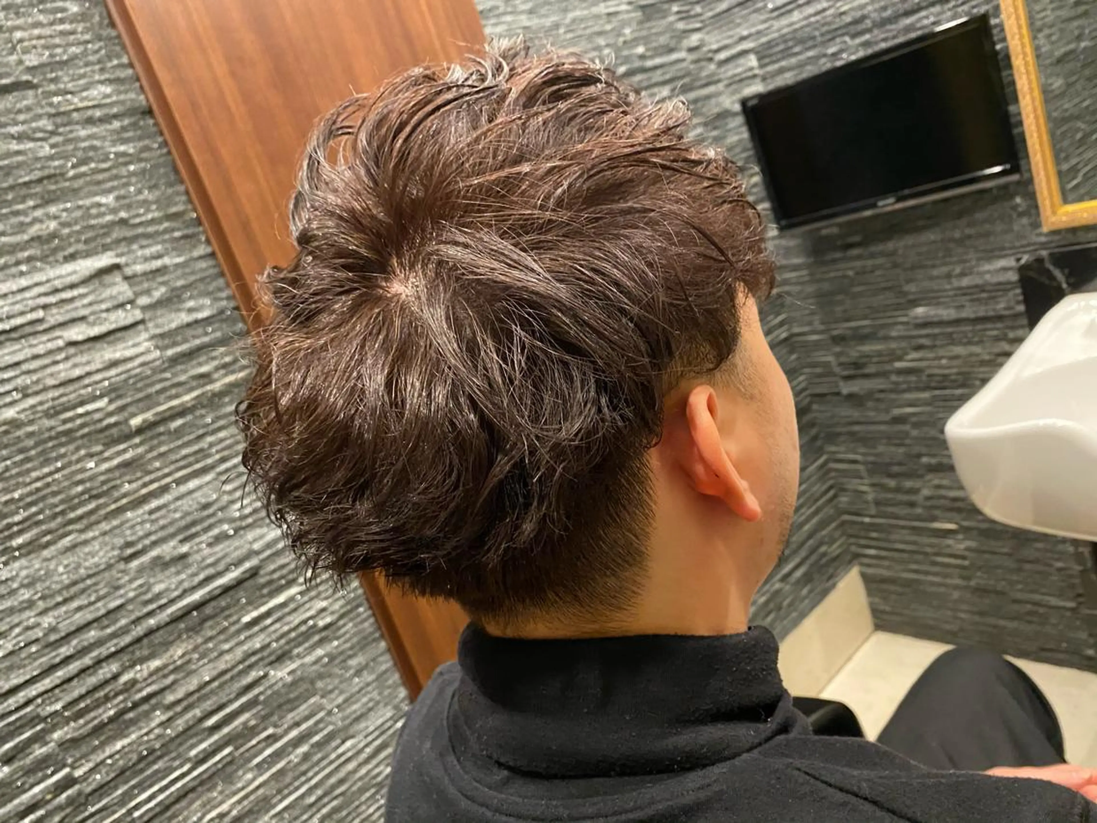 ショート パーマ メンズ 浅見 天翔のヘアスタイル