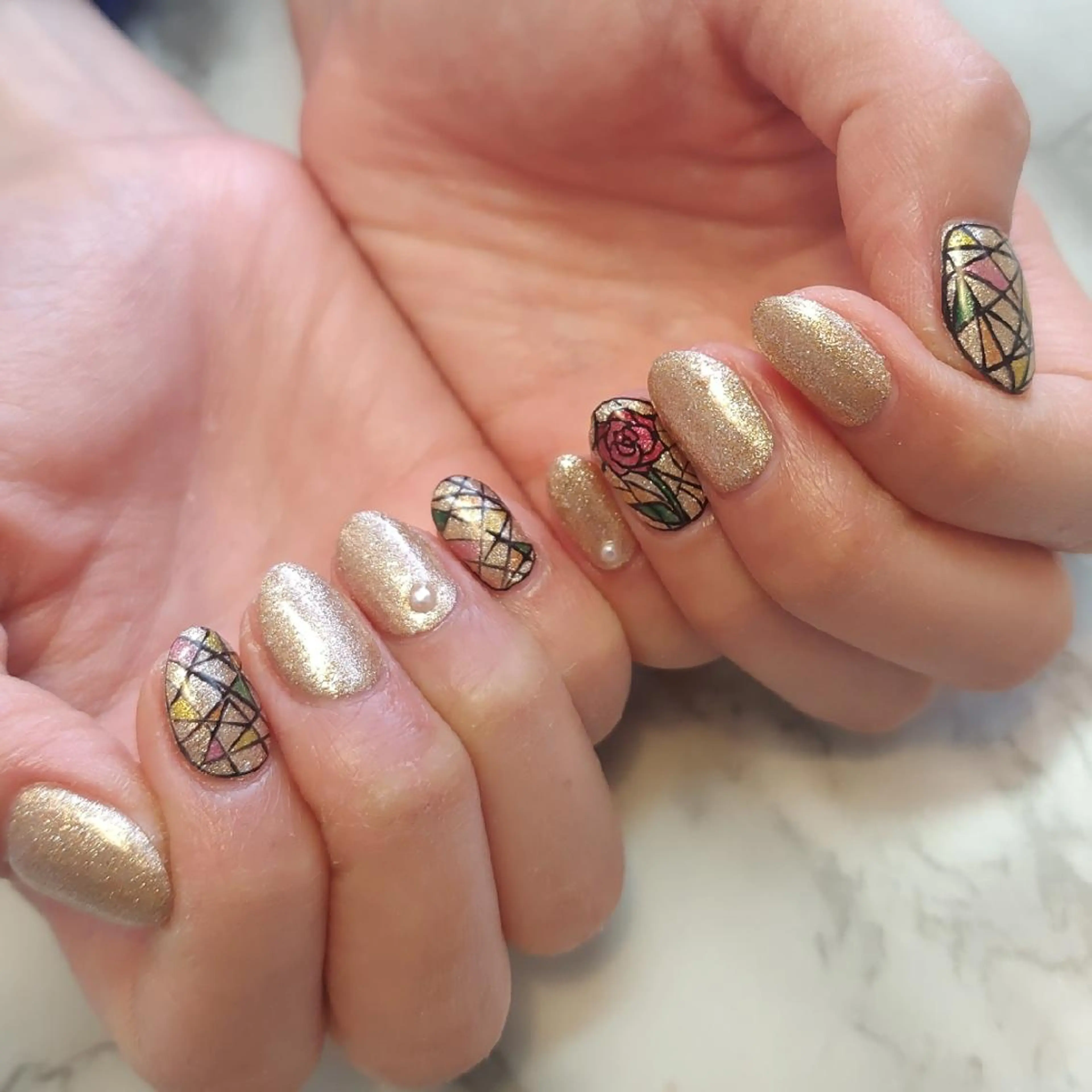 ネイル ジェヌインネイル 河内のネイルデザイン