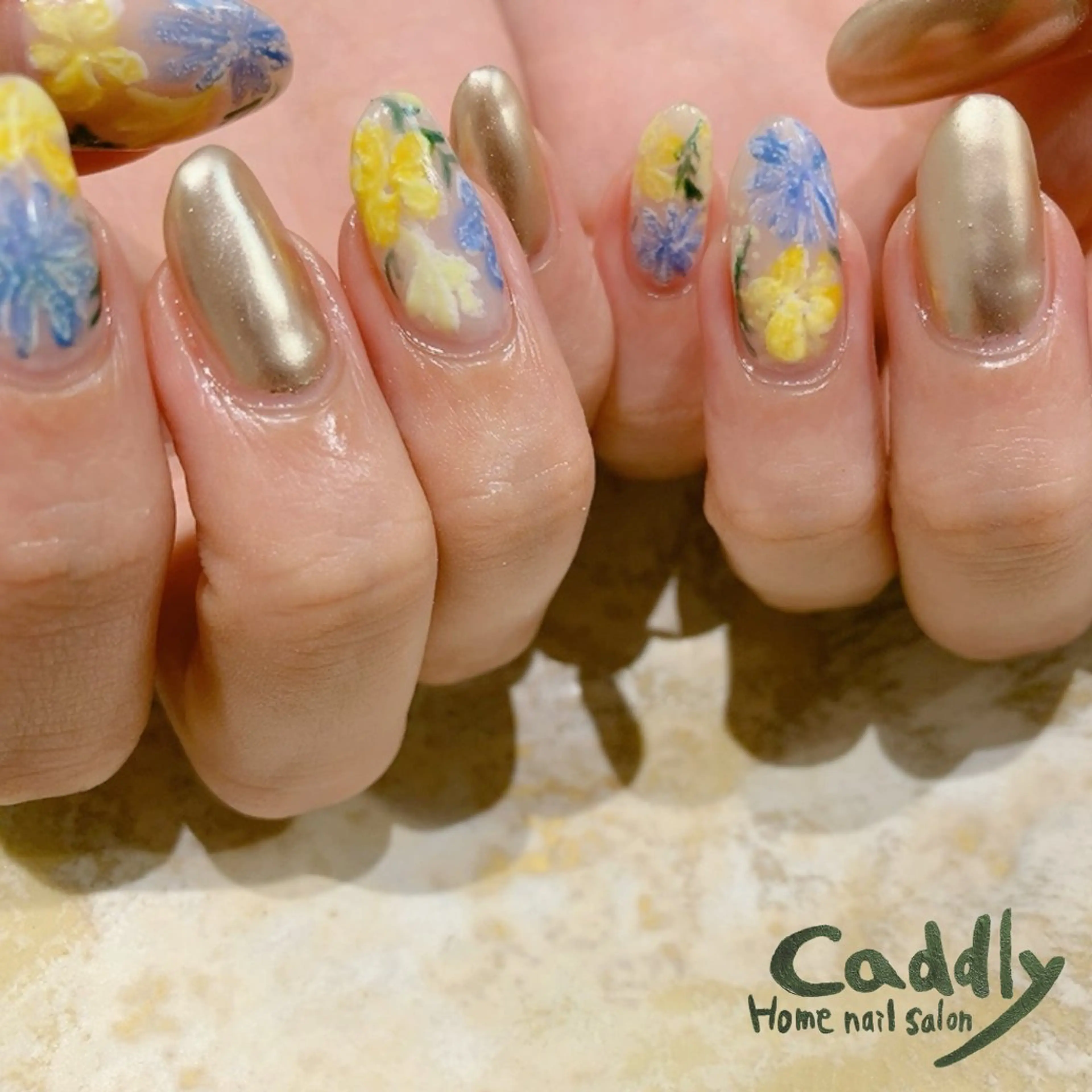 ネイル フラワーネイル caddly naoのネイルデザイン
