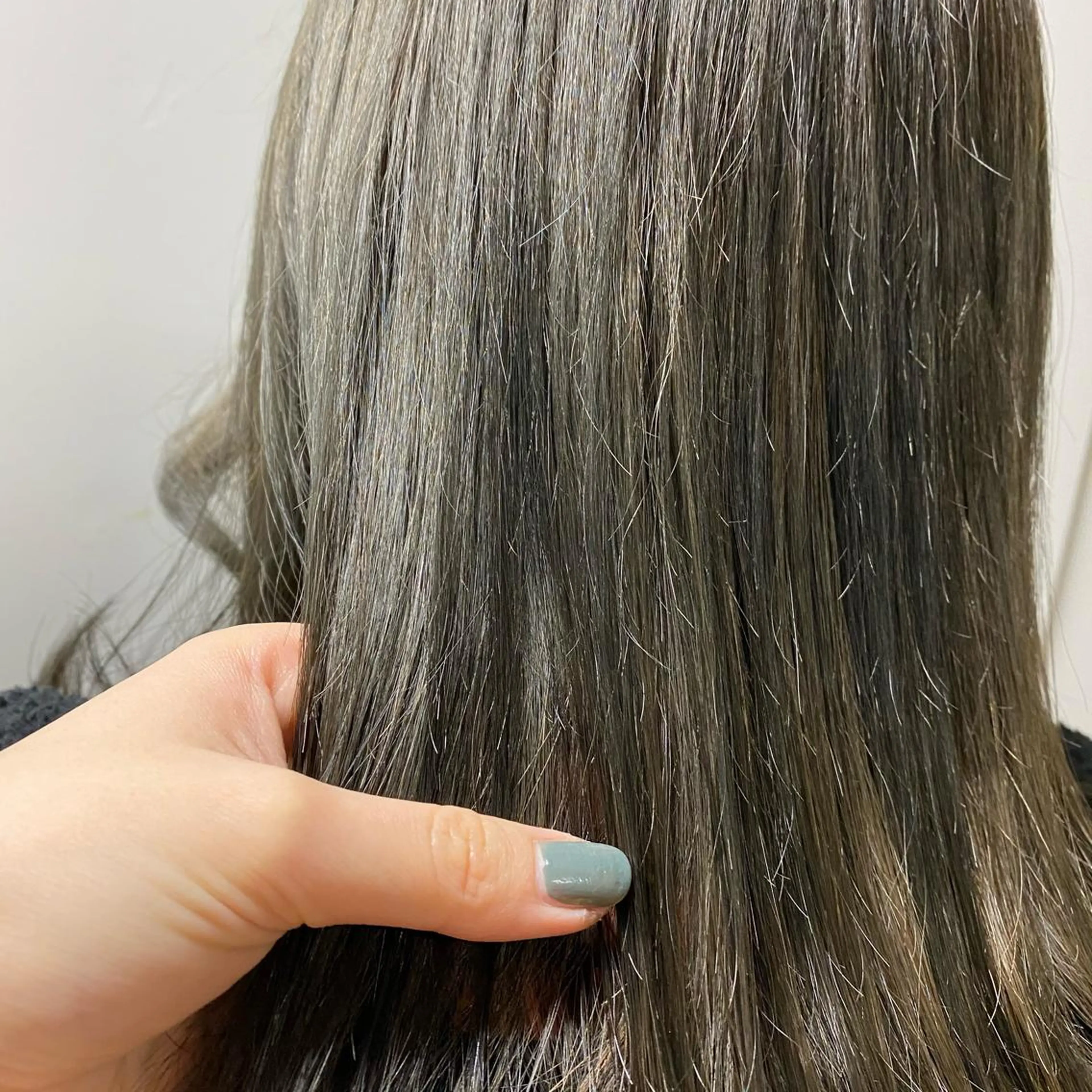 セミロング カラー オリーブカラー ｼｮｰﾄﾓﾃﾞﾙさん 大募集🌟Mayuのヘアスタイル