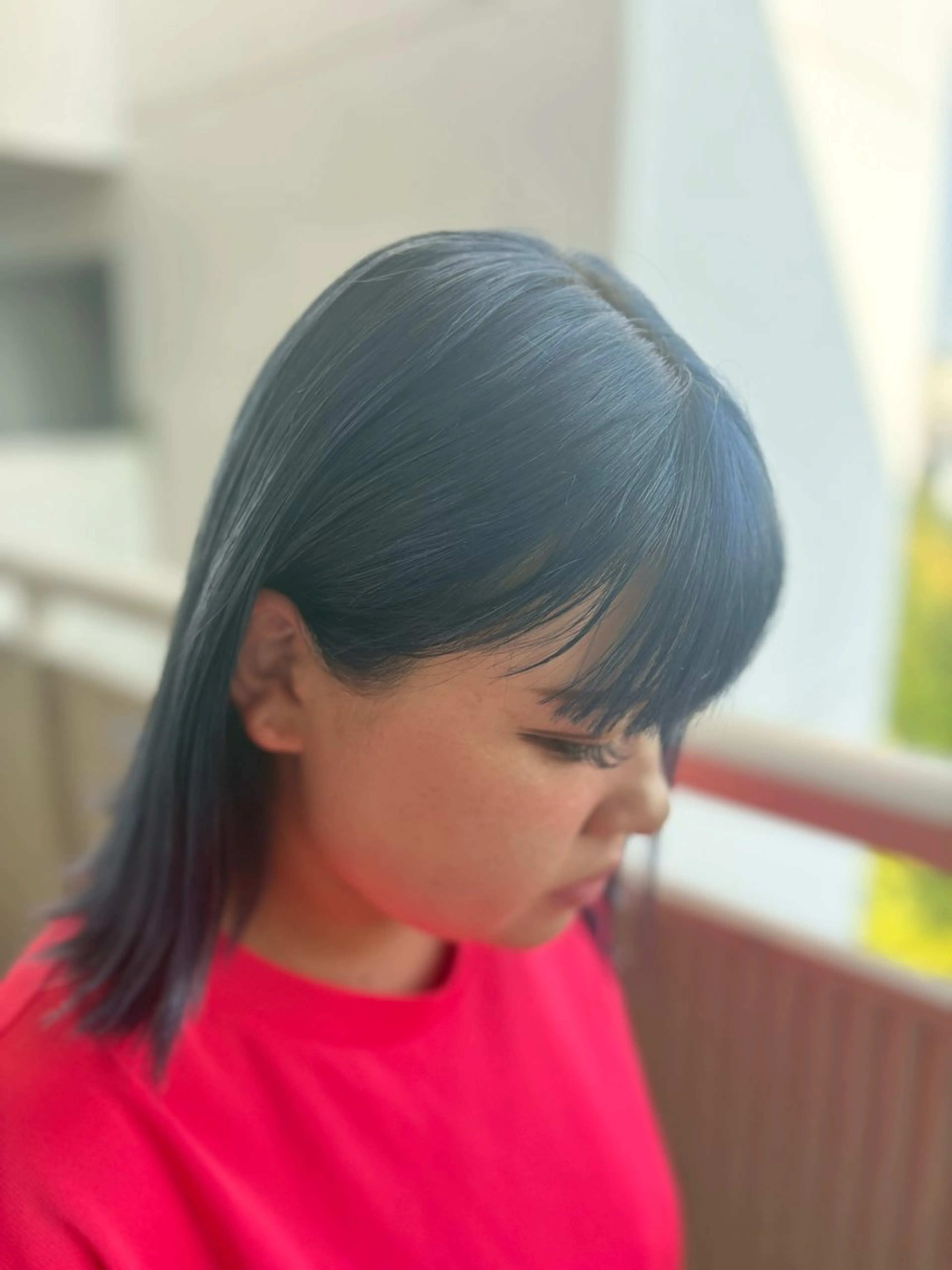 ミディアム 園田 彩音のヘアスタイル