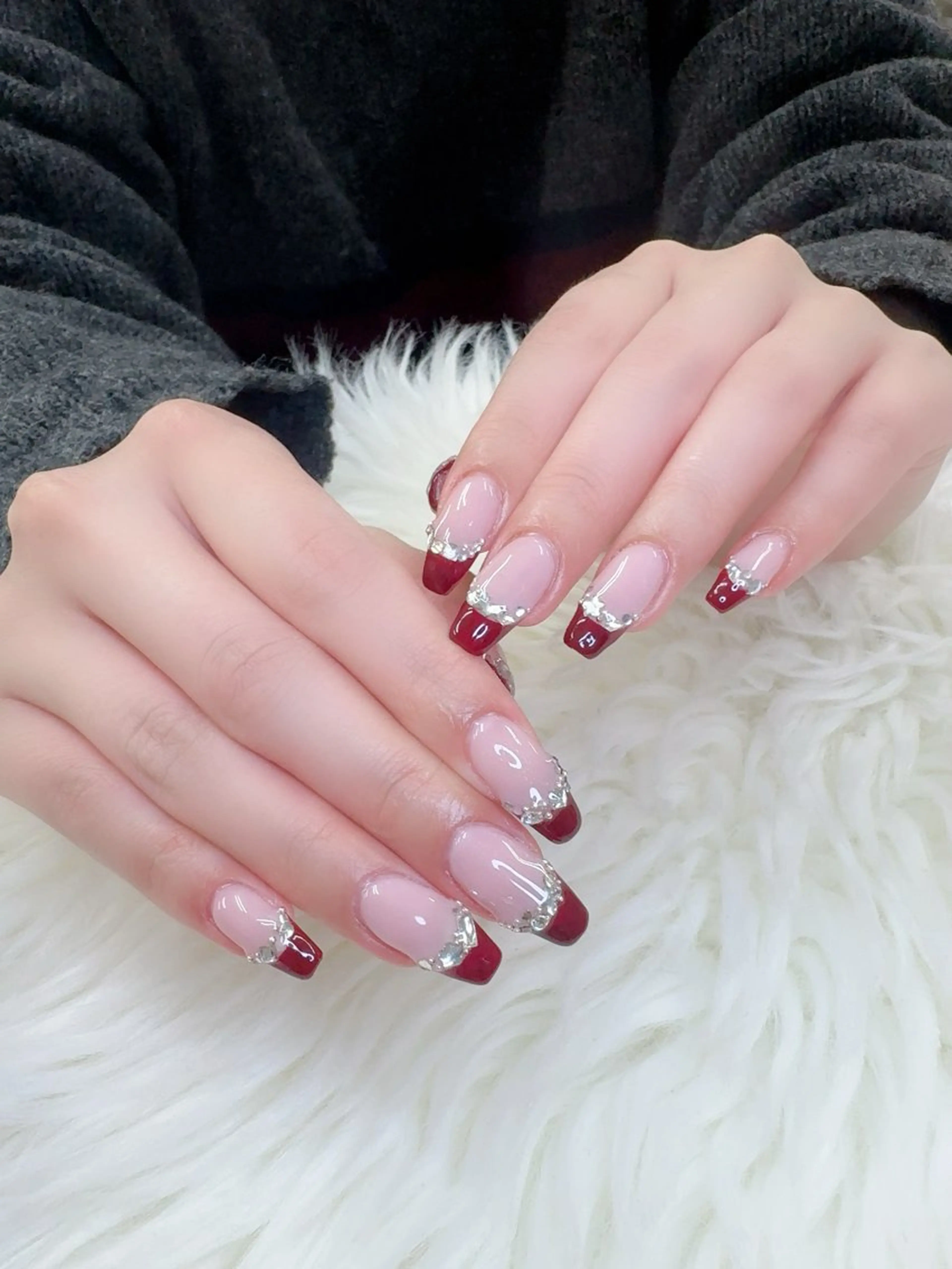 ネイル フレンチネイル 韓国ネイル マグネットネイル ニュアンスネイル オフィスネイル ハンドネイル Mlan Nailのネイルデザイン