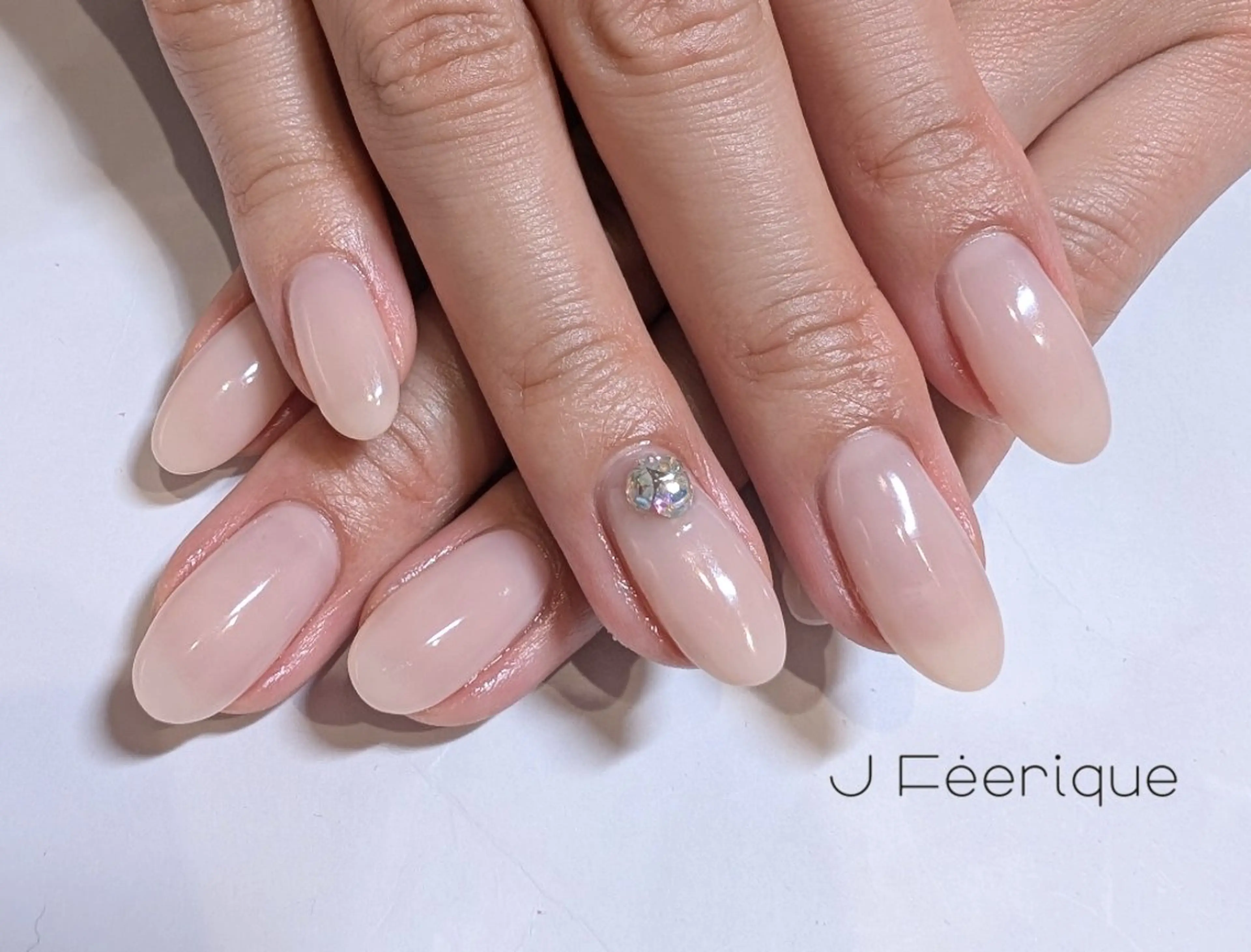 ネイル ワンカラーネイル ハンドネイル ハンドケア Eri　歴8年　/ 南森町ネイル💅のネイルデザイン