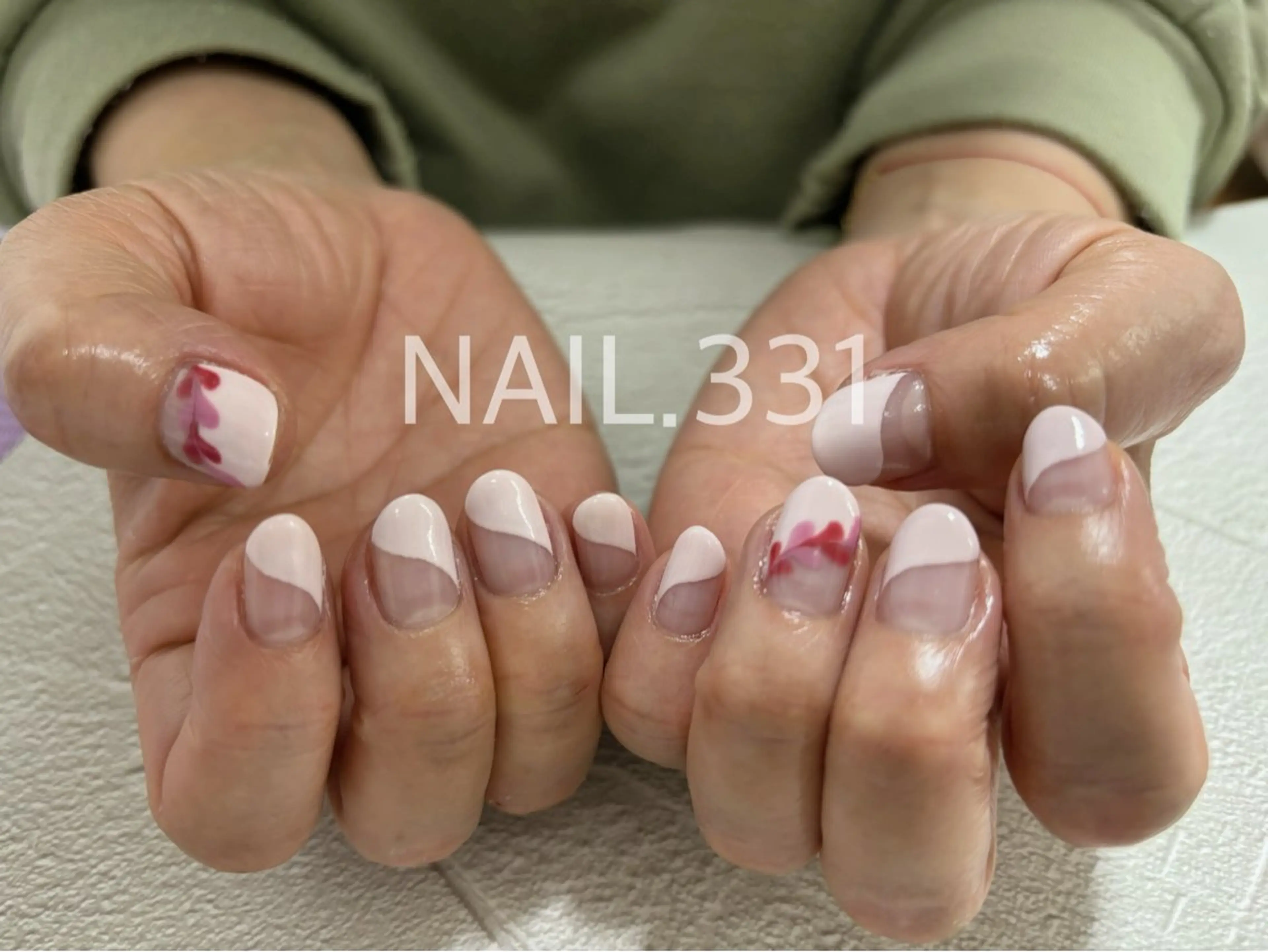 ネイル Nail 331のネイルデザイン