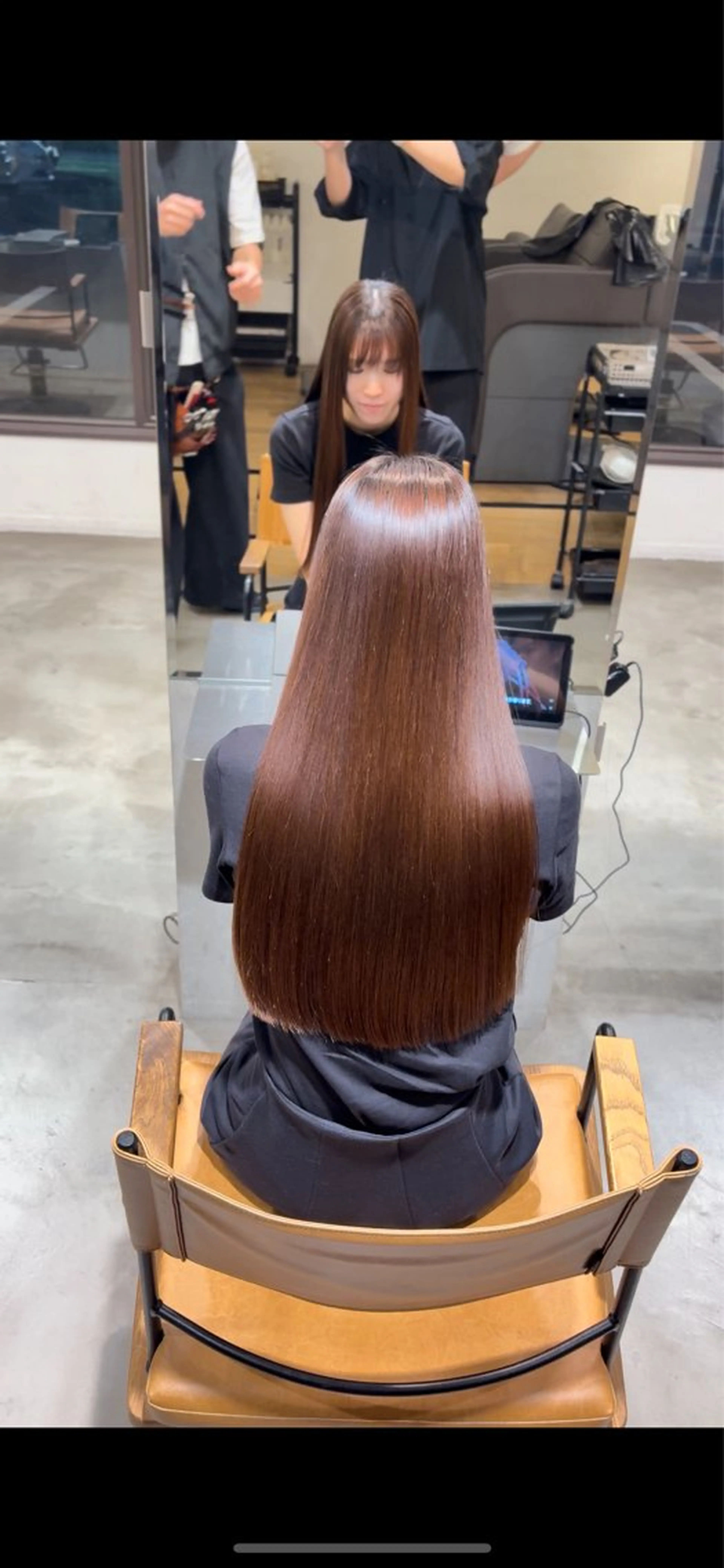 再来の方必見‼️艶髪カラーと最上級トリートメントが特別価格で🔥の写真