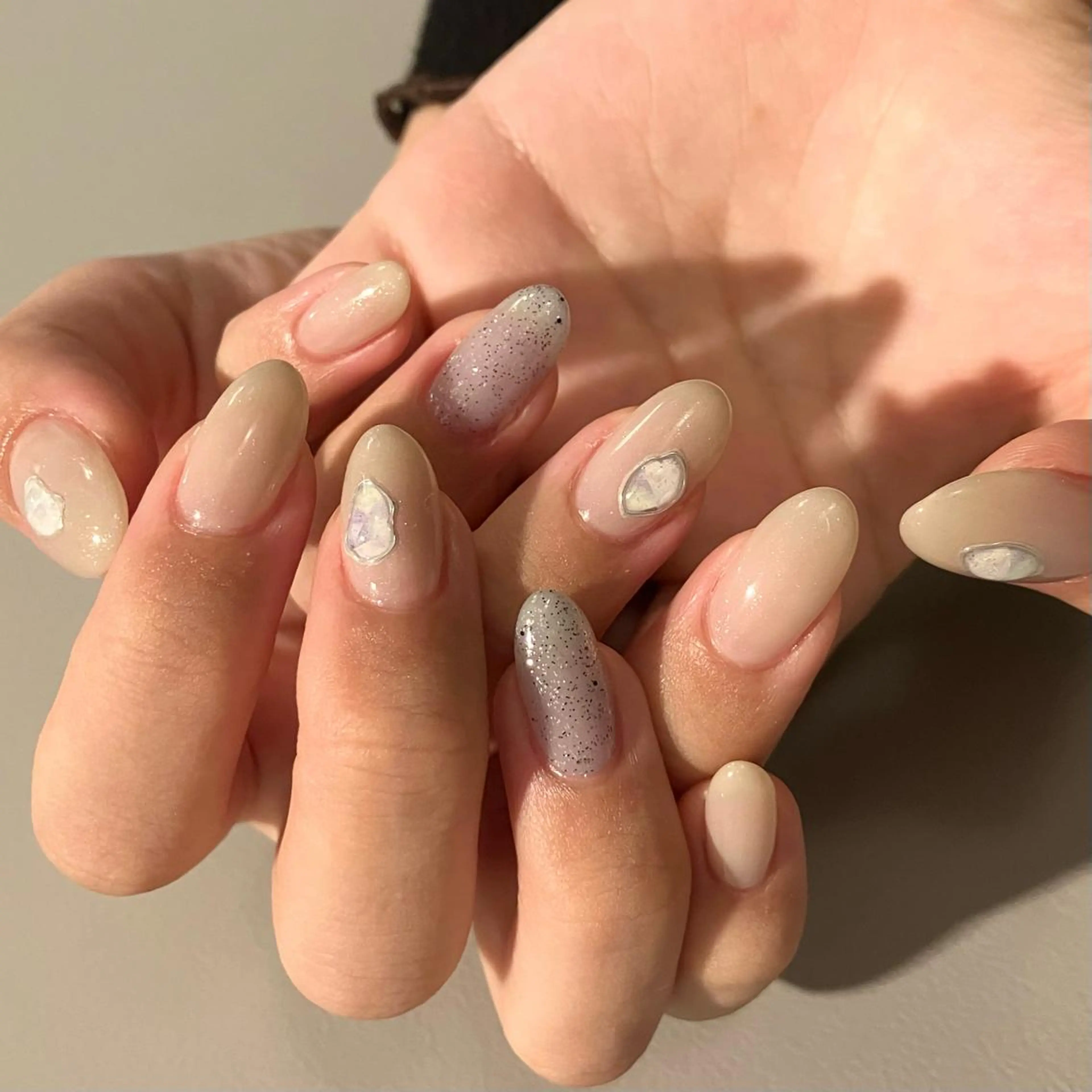 ネイル ハンドネイル ウシク ミユキのネイルデザイン