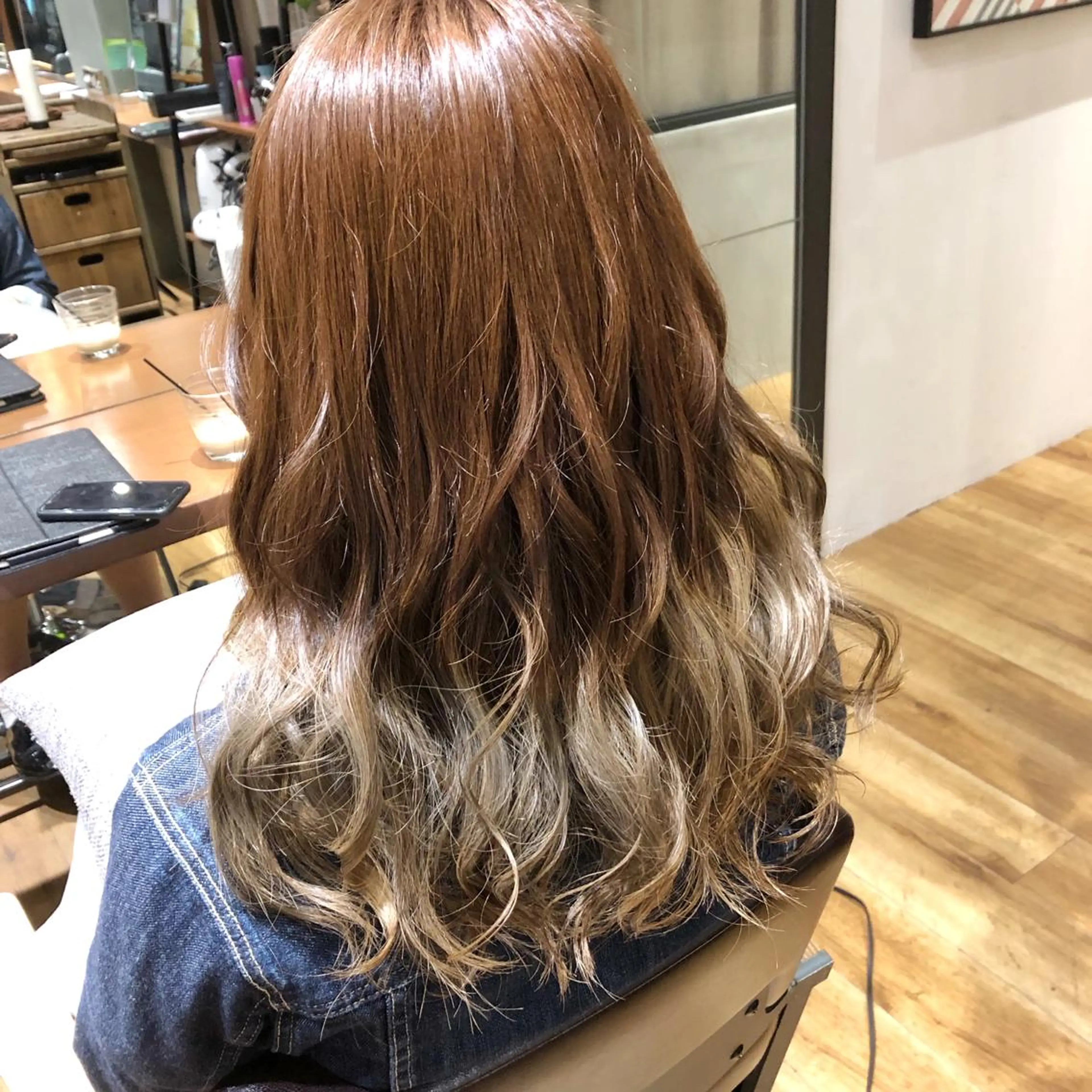 セミロング カラー ベージュカラー グラデーションカラー シルバー シルバーベージュ ◇おの あすか◇のヘアスタイル