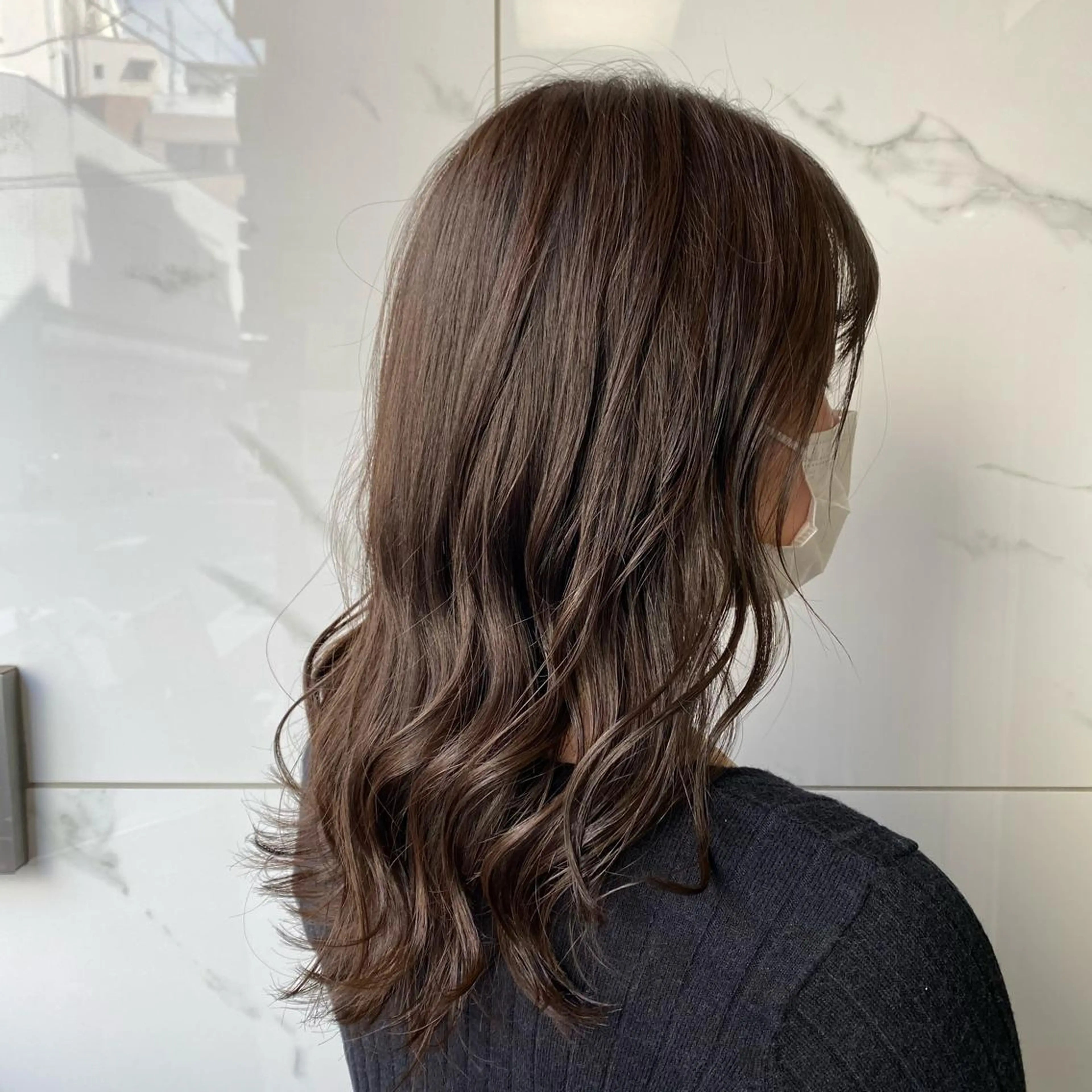 ミディアム カラー ブリーチ 透明感カラー ブリーチなしカラー 増子 祐太朗のヘアスタイル