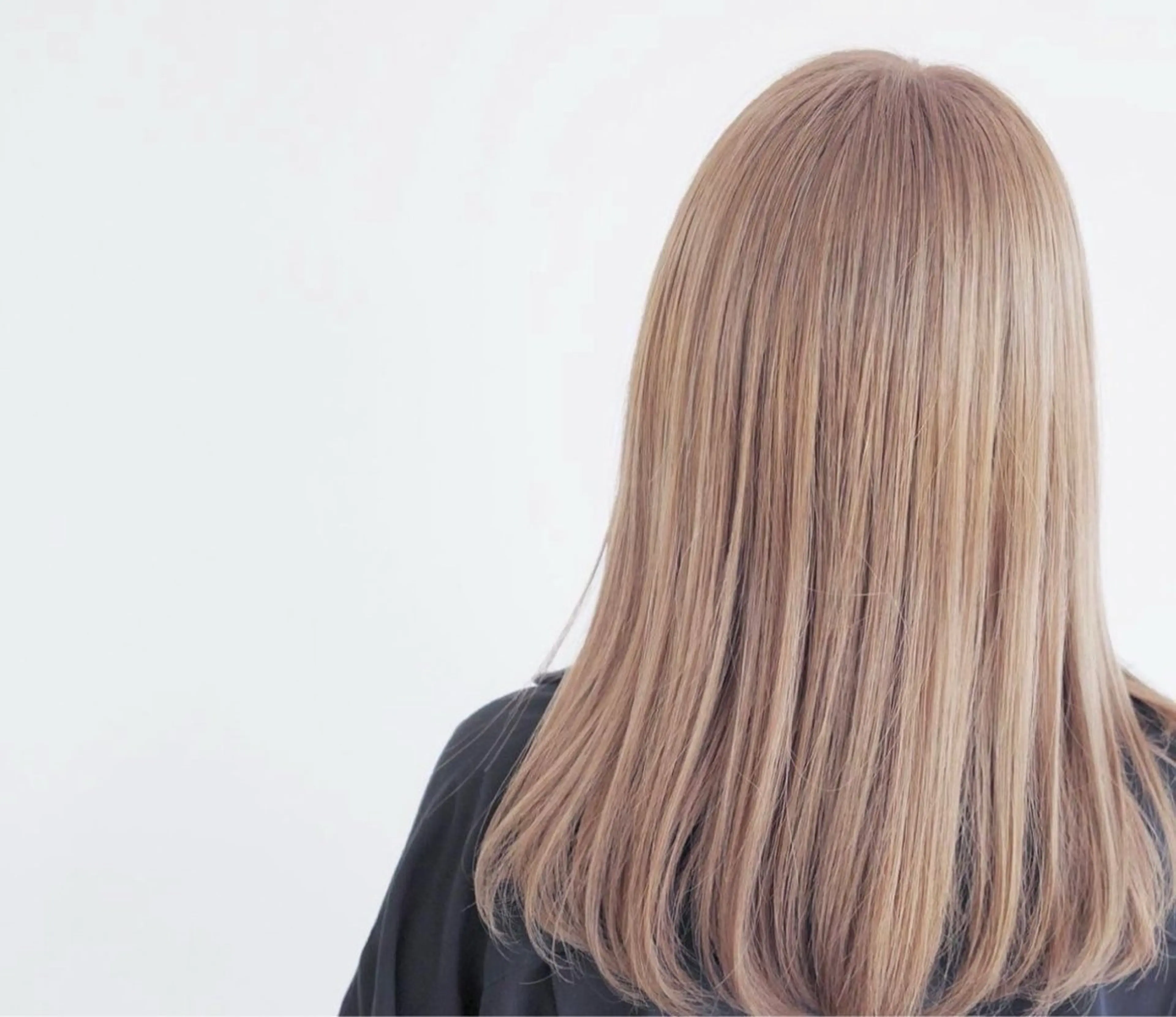 セミロング 野間 心遥のヘアスタイル