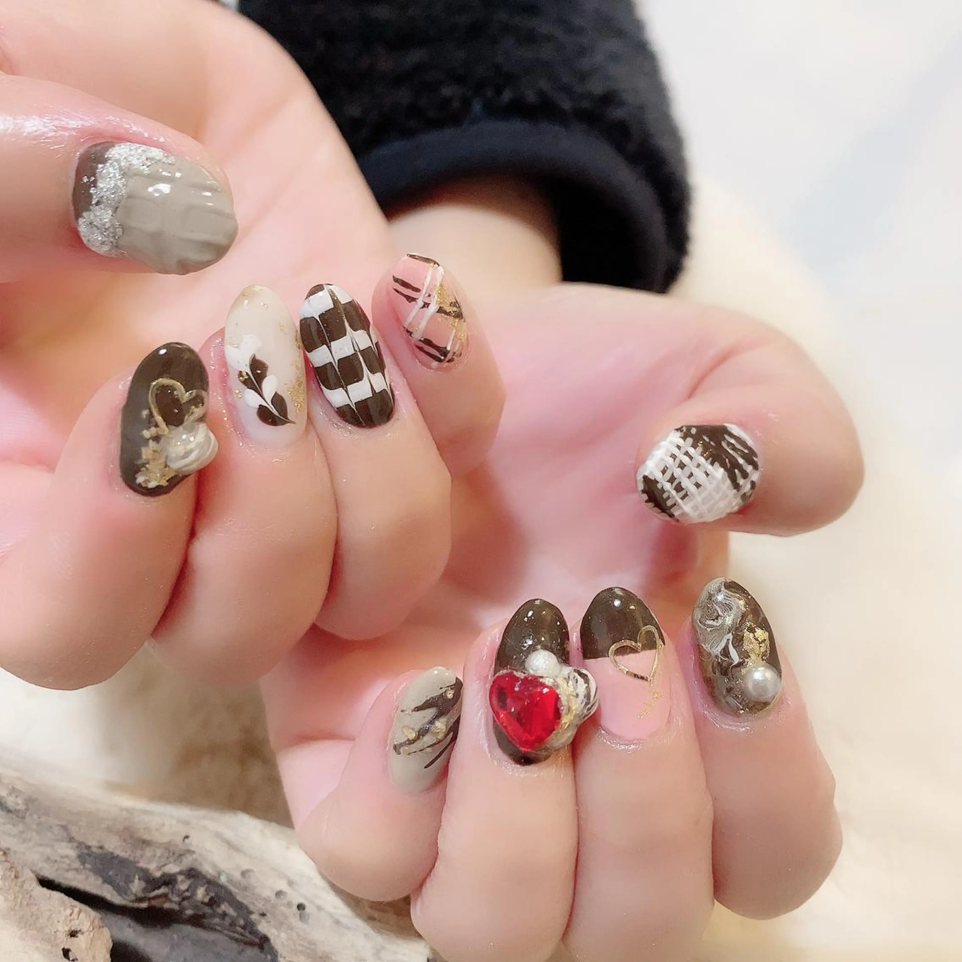 ネイル バレンタイン YAS 青柳 安代のネイルデザイン