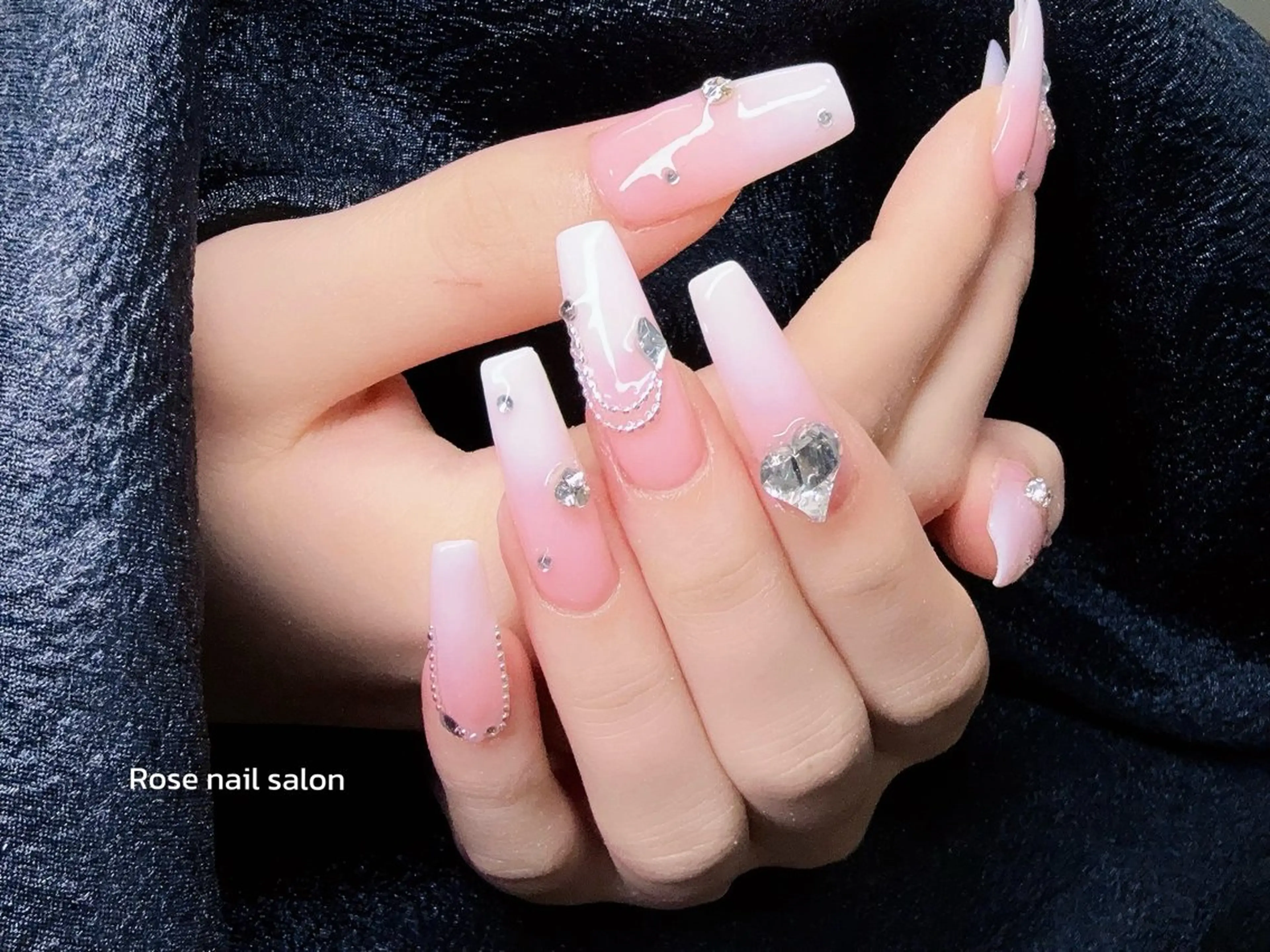 ネイル ハンドネイル Rose nail💅のネイルデザイン