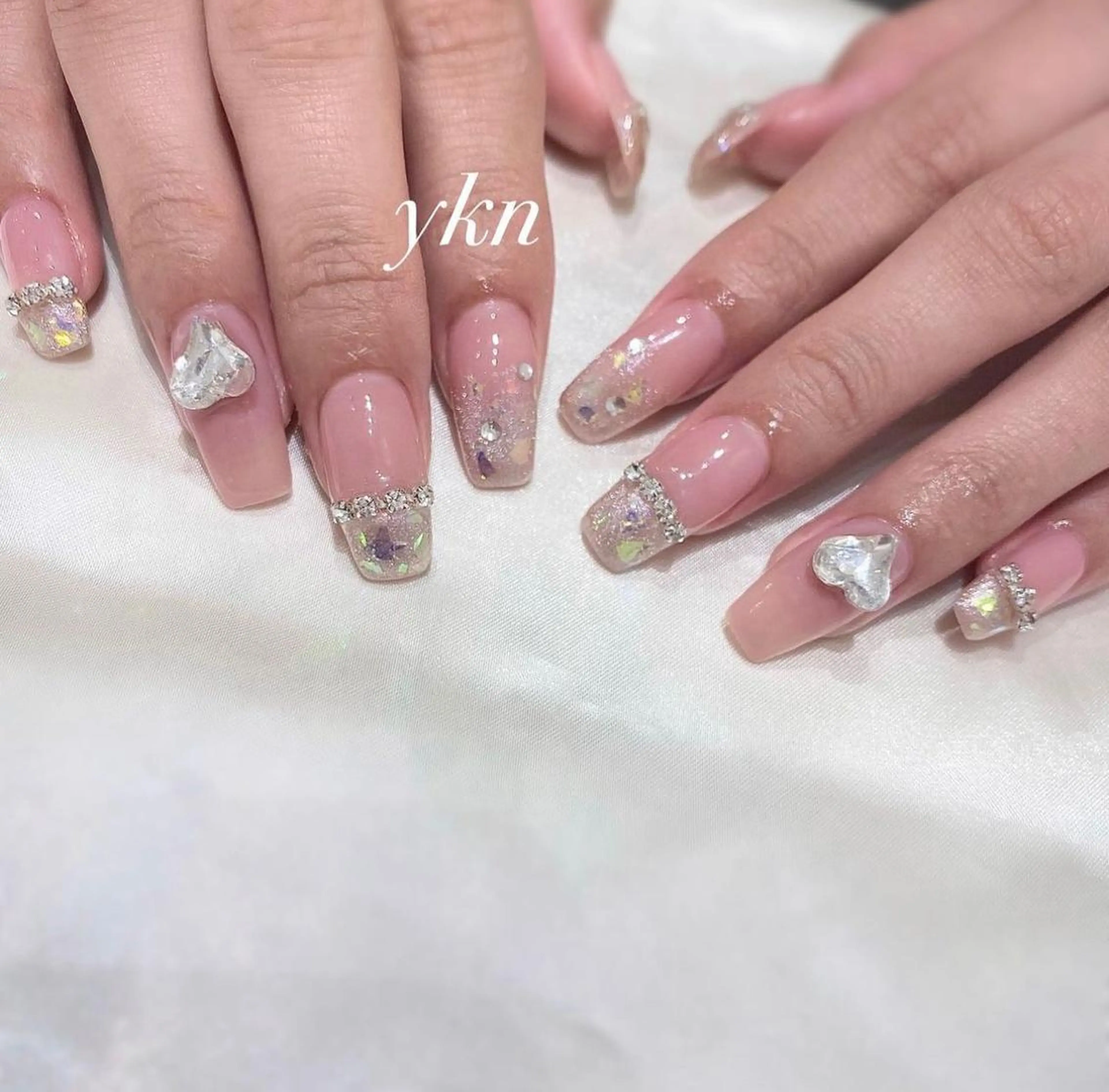 ネイル ワンホンネイル ハンドネイル melMoon .のネイルデザイン