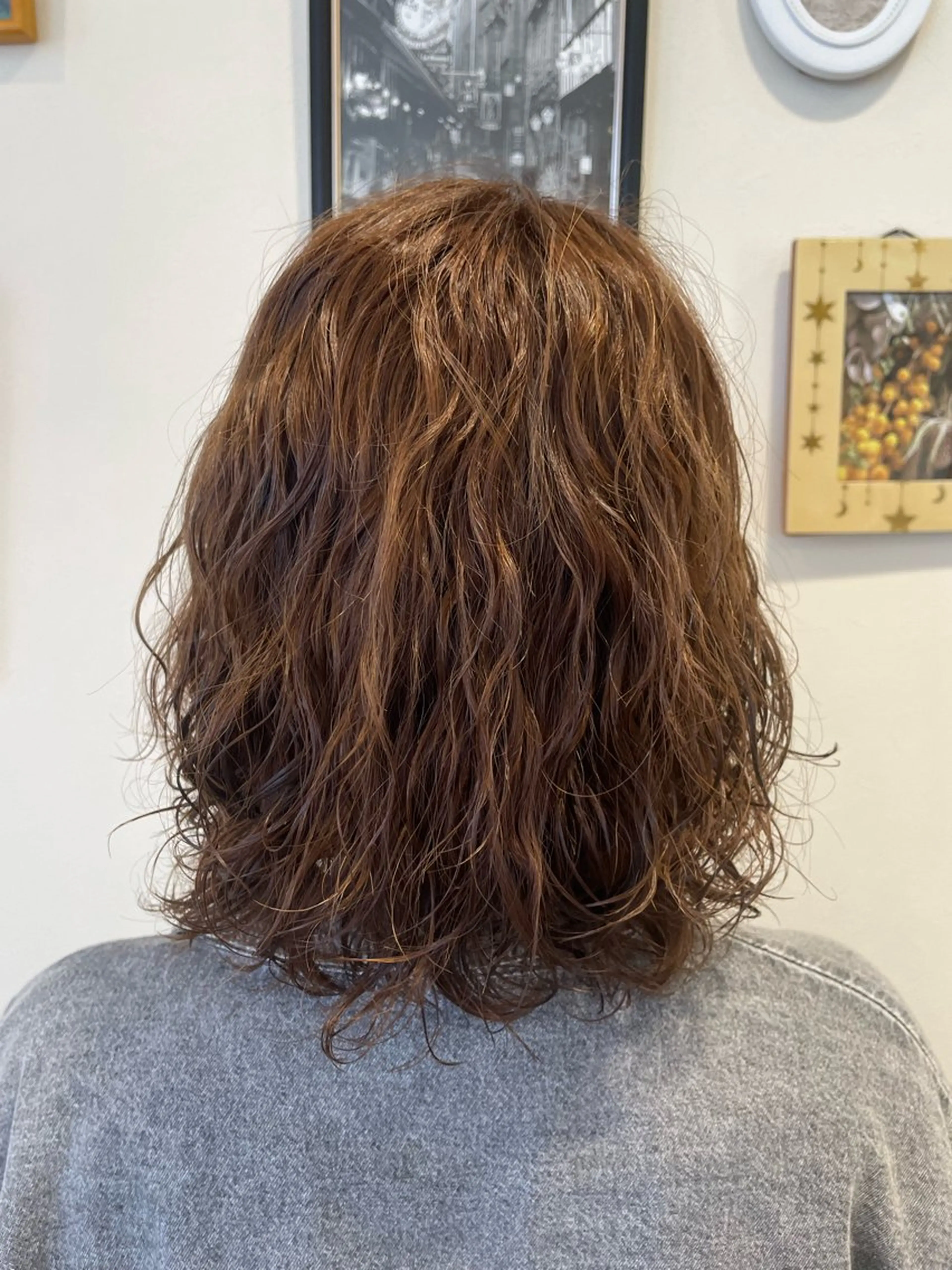 ミディアム パーマ ミディアムパーマ スパイラルパーマ YUSICA  所沢 イマムラ✳︎✴︎のヘアスタイル