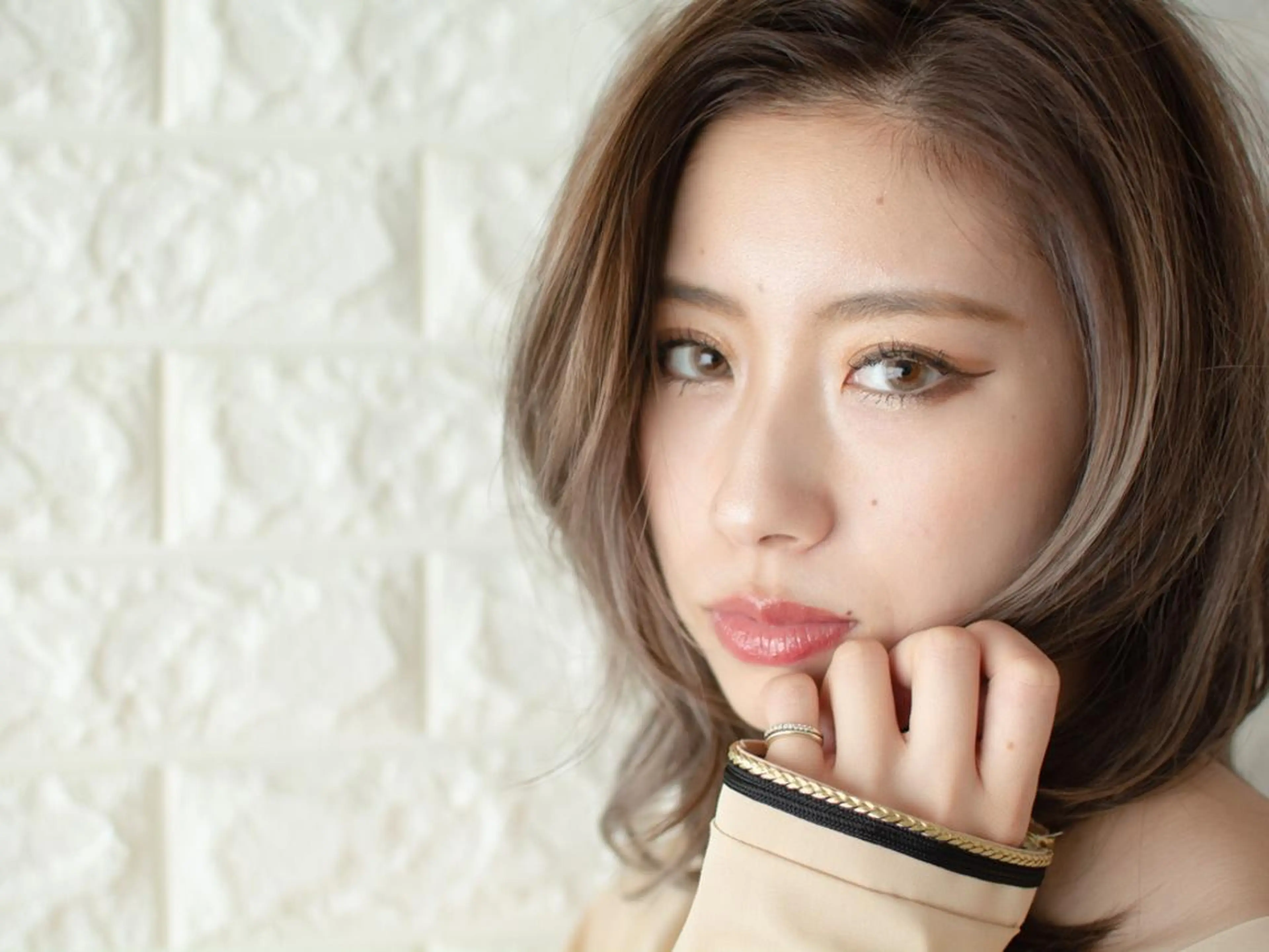 セミロング カラー ショートボブ ベージュカラー ブルーカラー ブルージュ グレージュ 撮影モデル 斉藤 正敏のその他イメージ