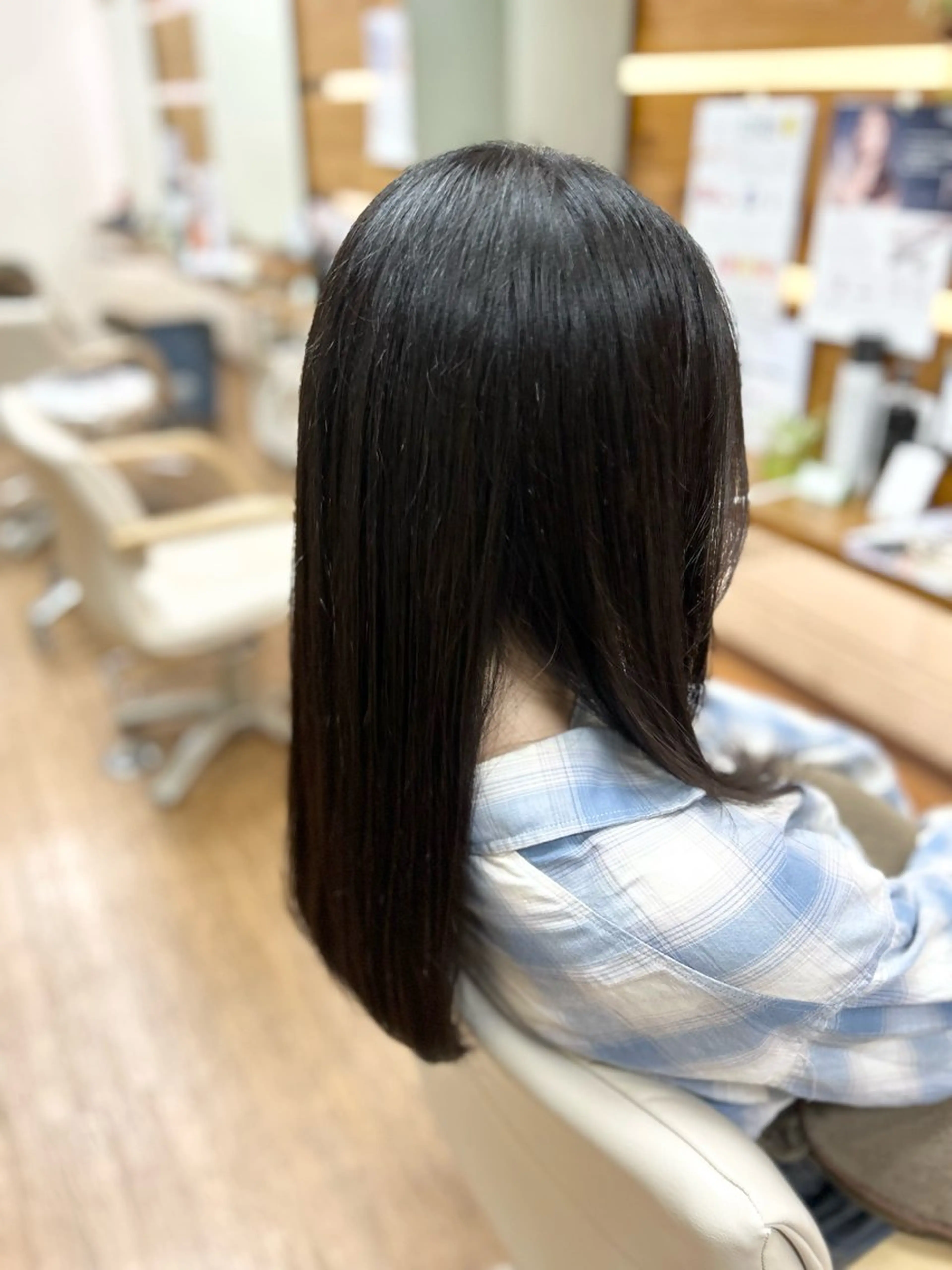 ロング 神谷 千明のヘアスタイル