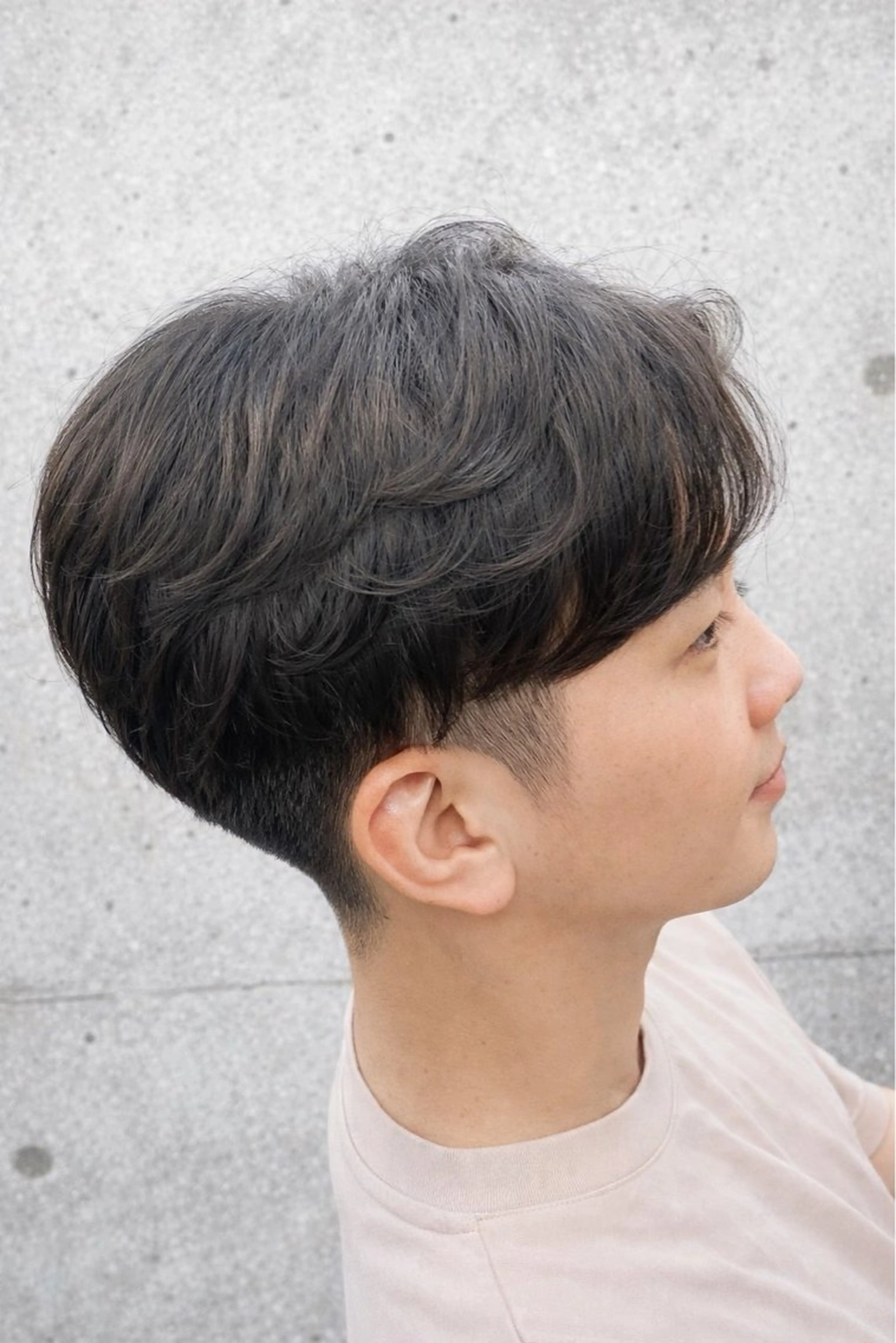 平日のみ学生限定　メンズカットの写真