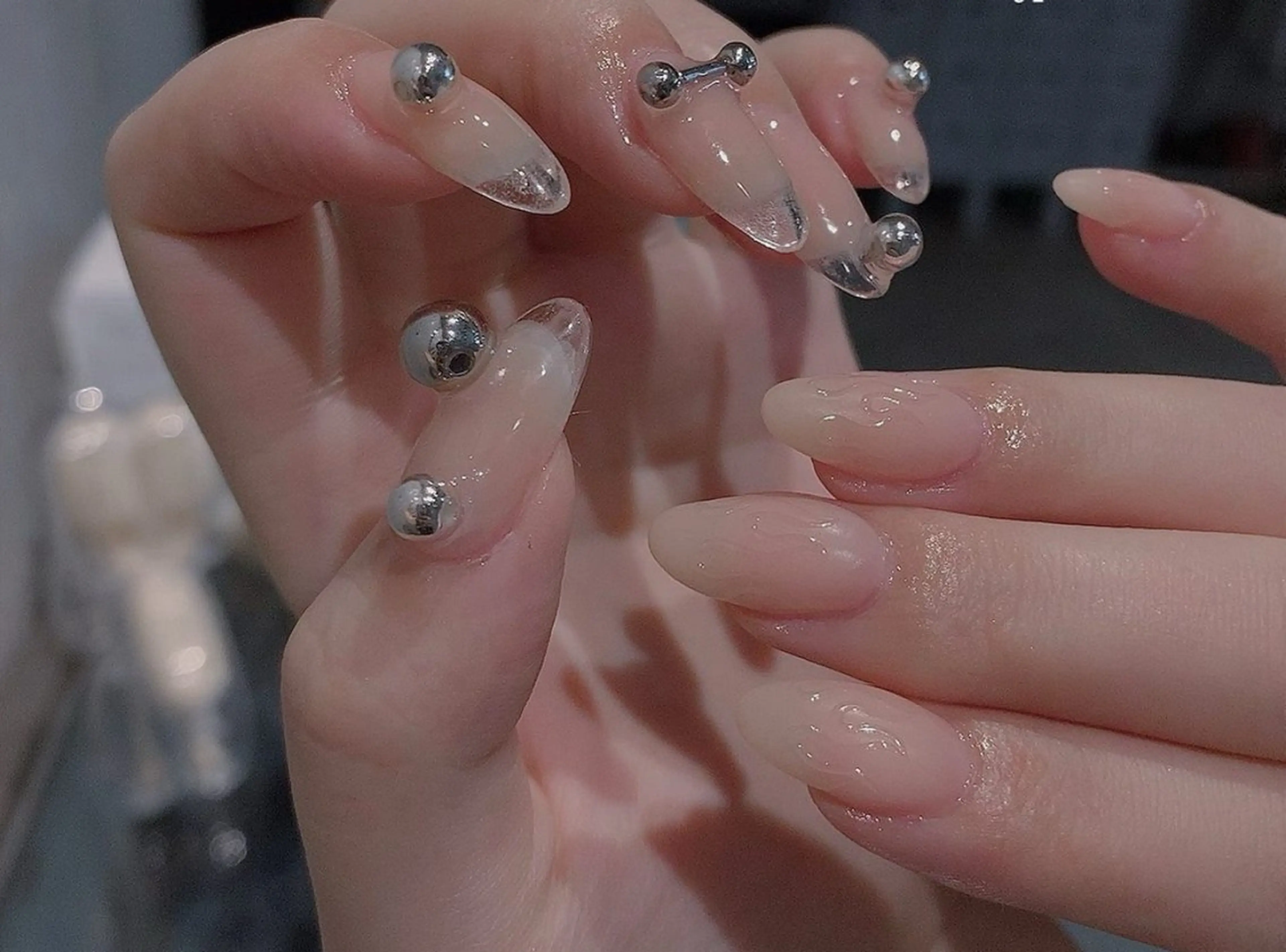 ネイル フレンチネイル ジェルネイル ガラスフレンチ ハロウィン ハート H.baby Nail Salonのネイルデザイン