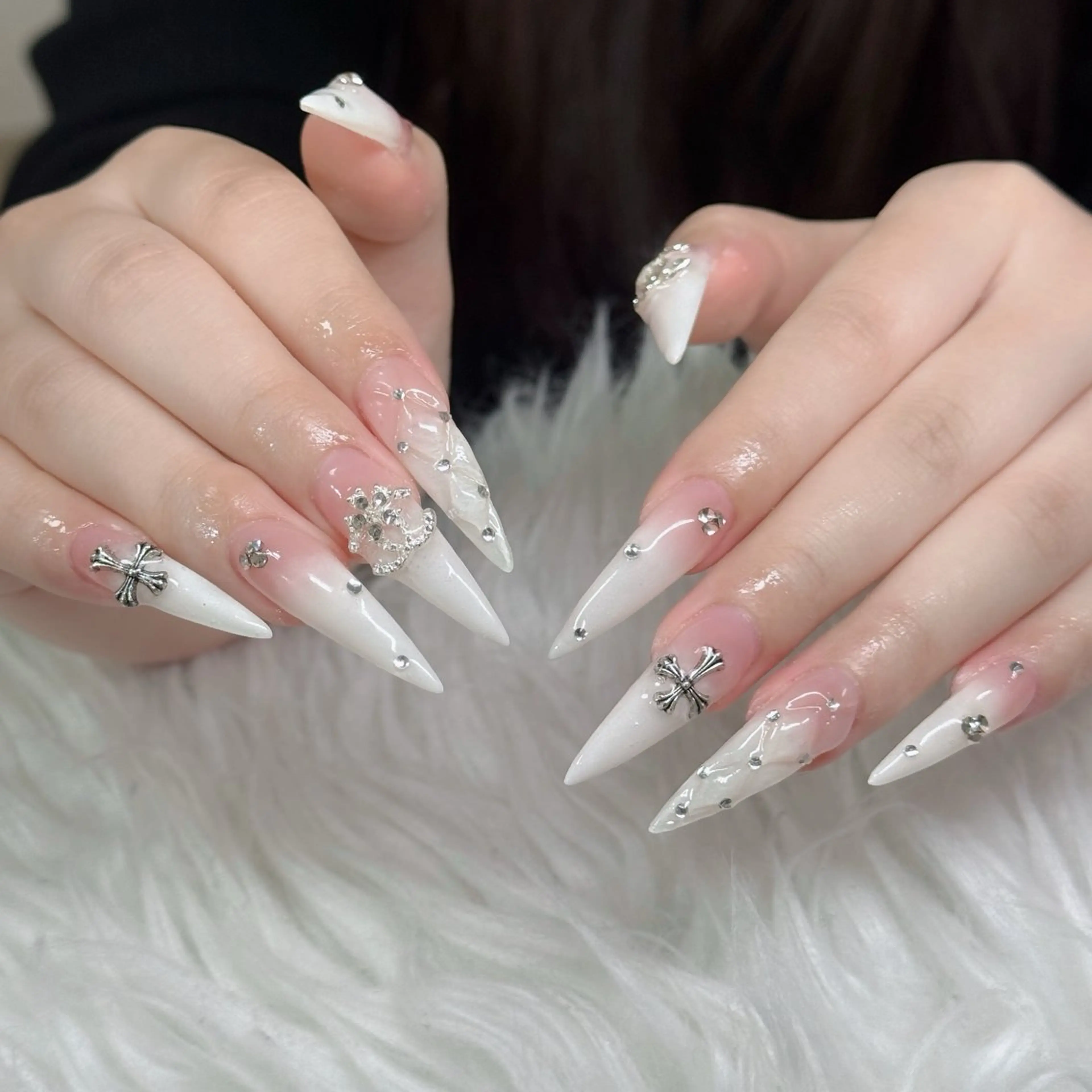 ネイル フットネイル フレンチネイル グラデーション 韓国ネイル ロングネイル ハンドネイル Hani Nail Salonのネイルデザイン