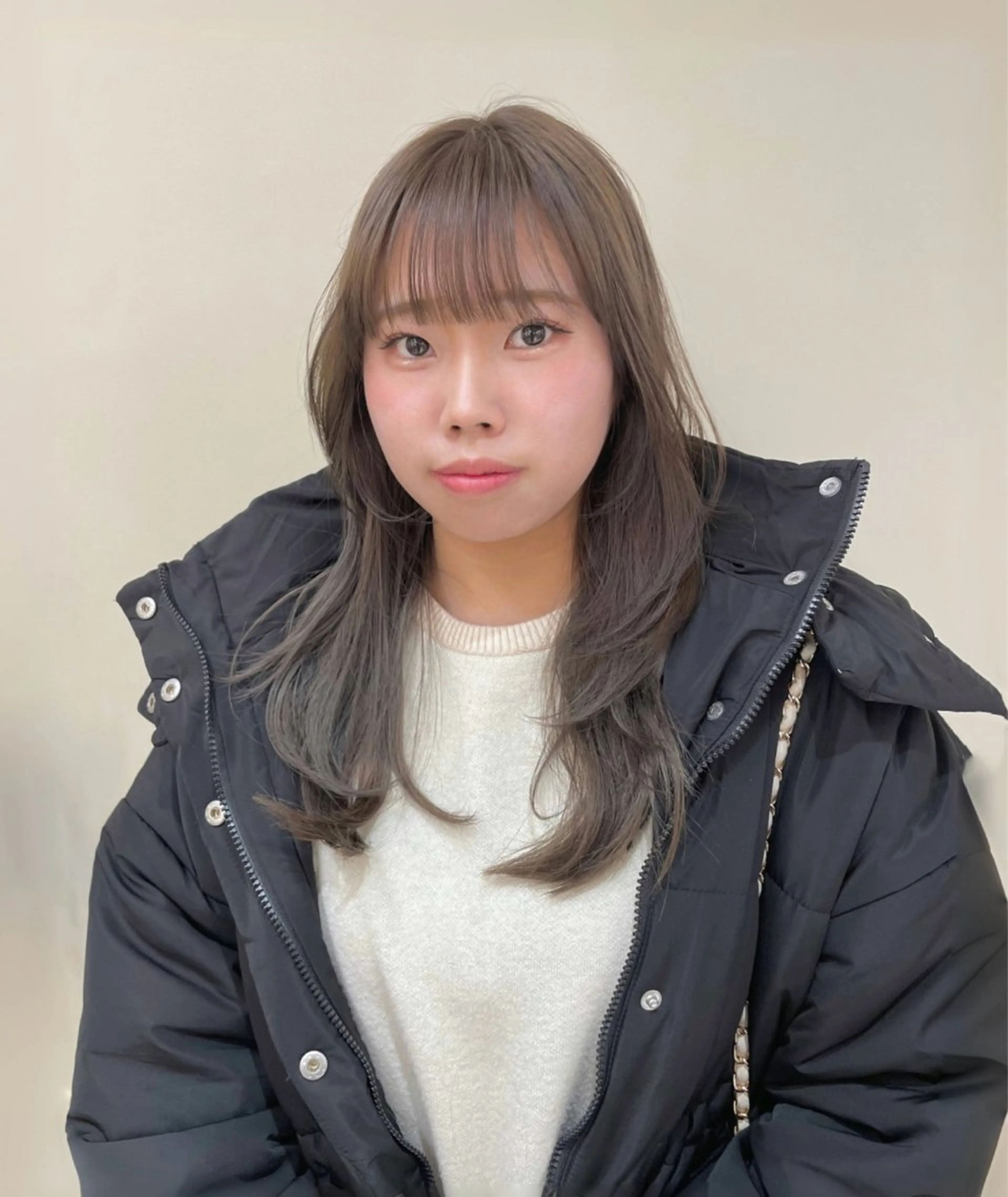 ロング une所属・kunimi harukaのヘアスタイル