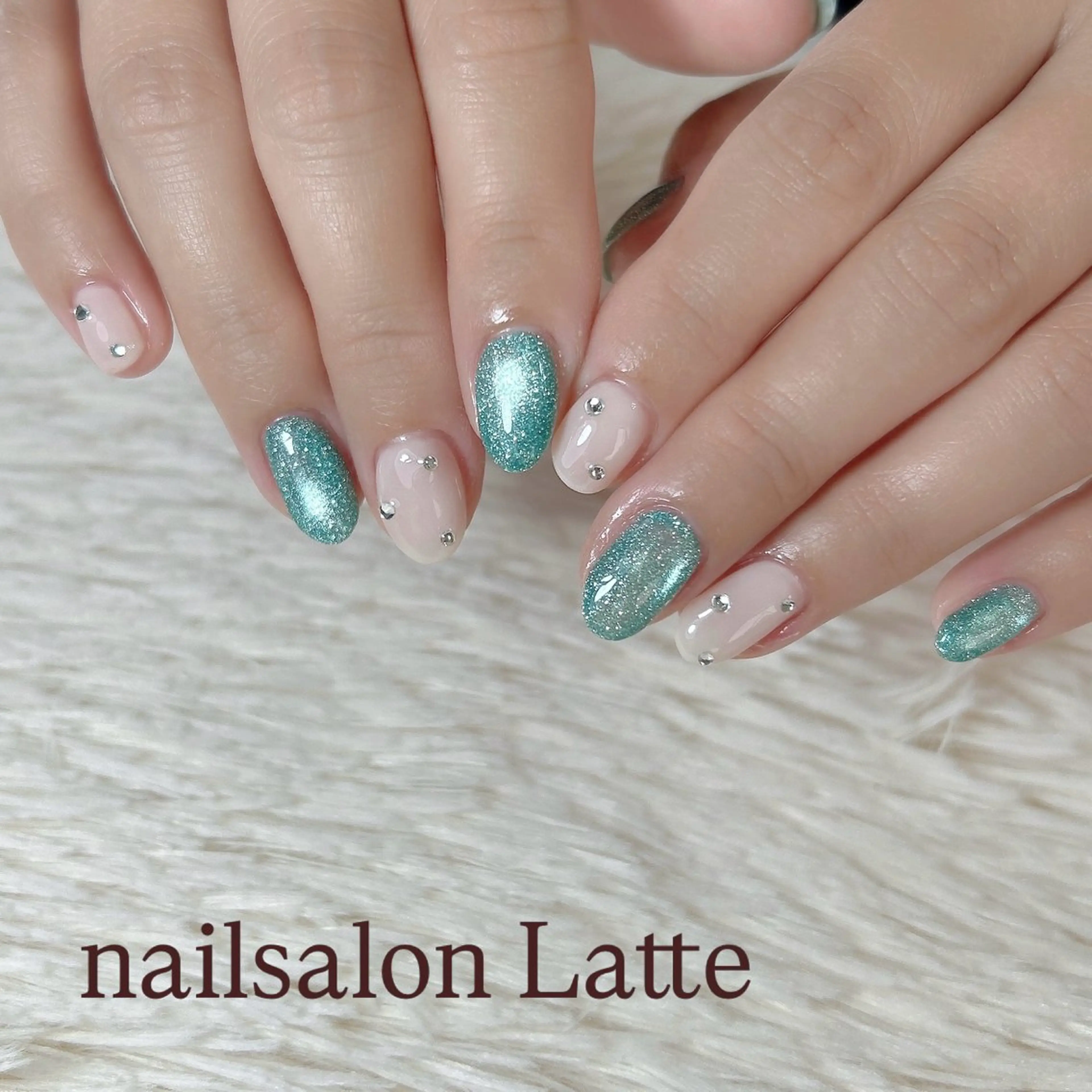 ネイル Nailsalon Latteのネイルデザイン