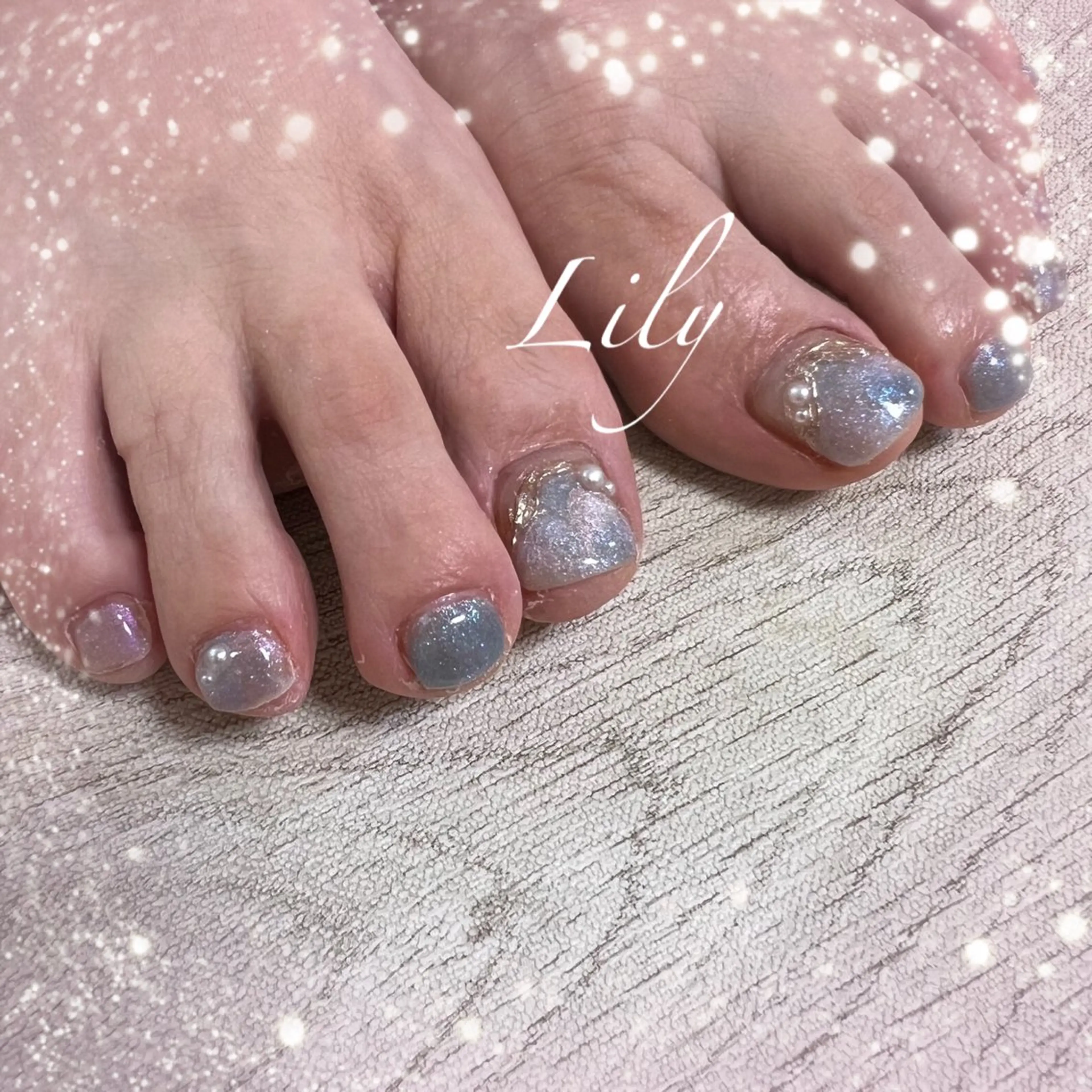 ネイル フットネイル Lily*nail 🌻Mii🌻のネイルデザイン