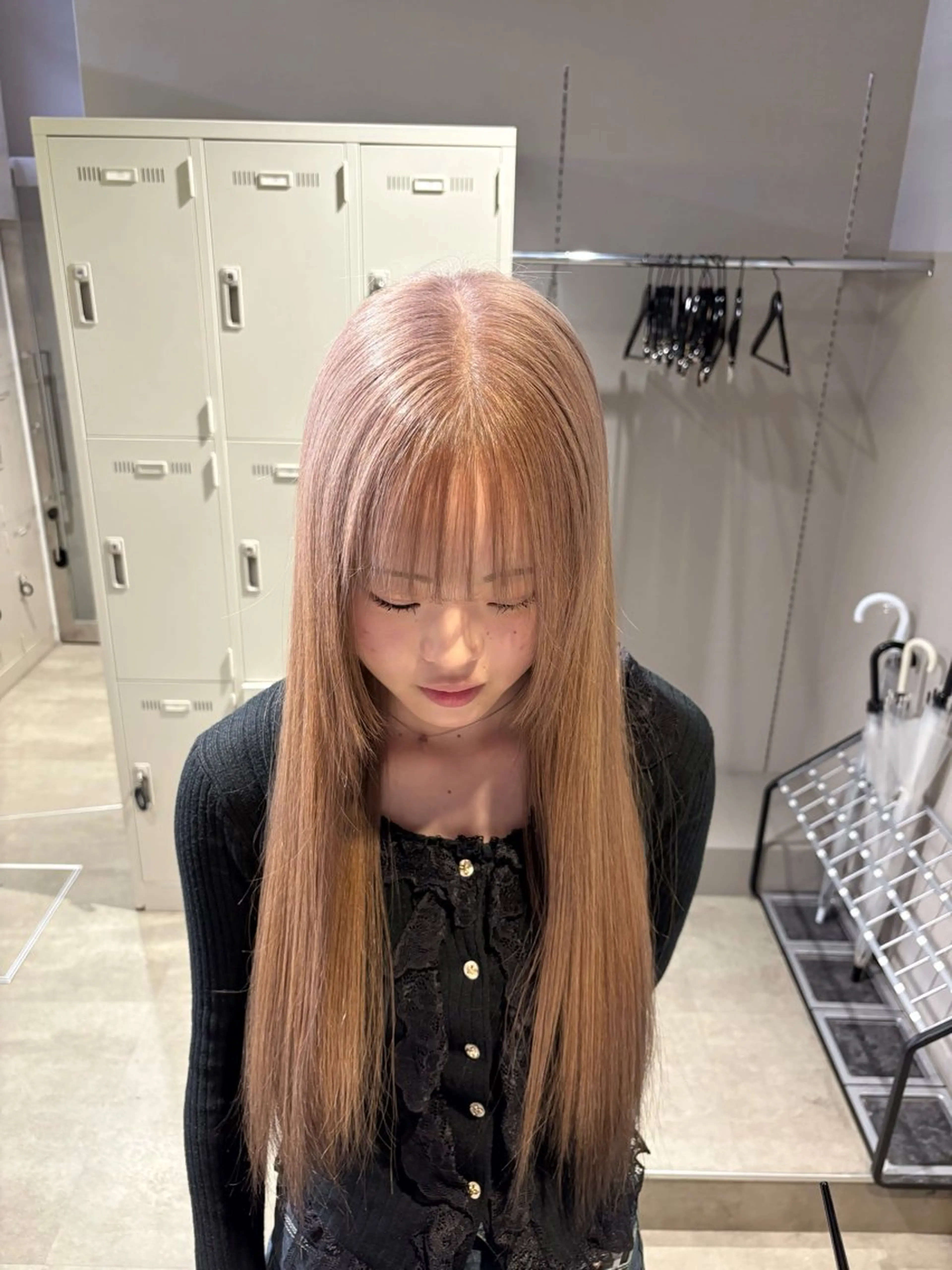 カラー ヘアカラー トリートメント 透明感ベージュ🤎 ナチュラルレイヤーのヘアスタイル