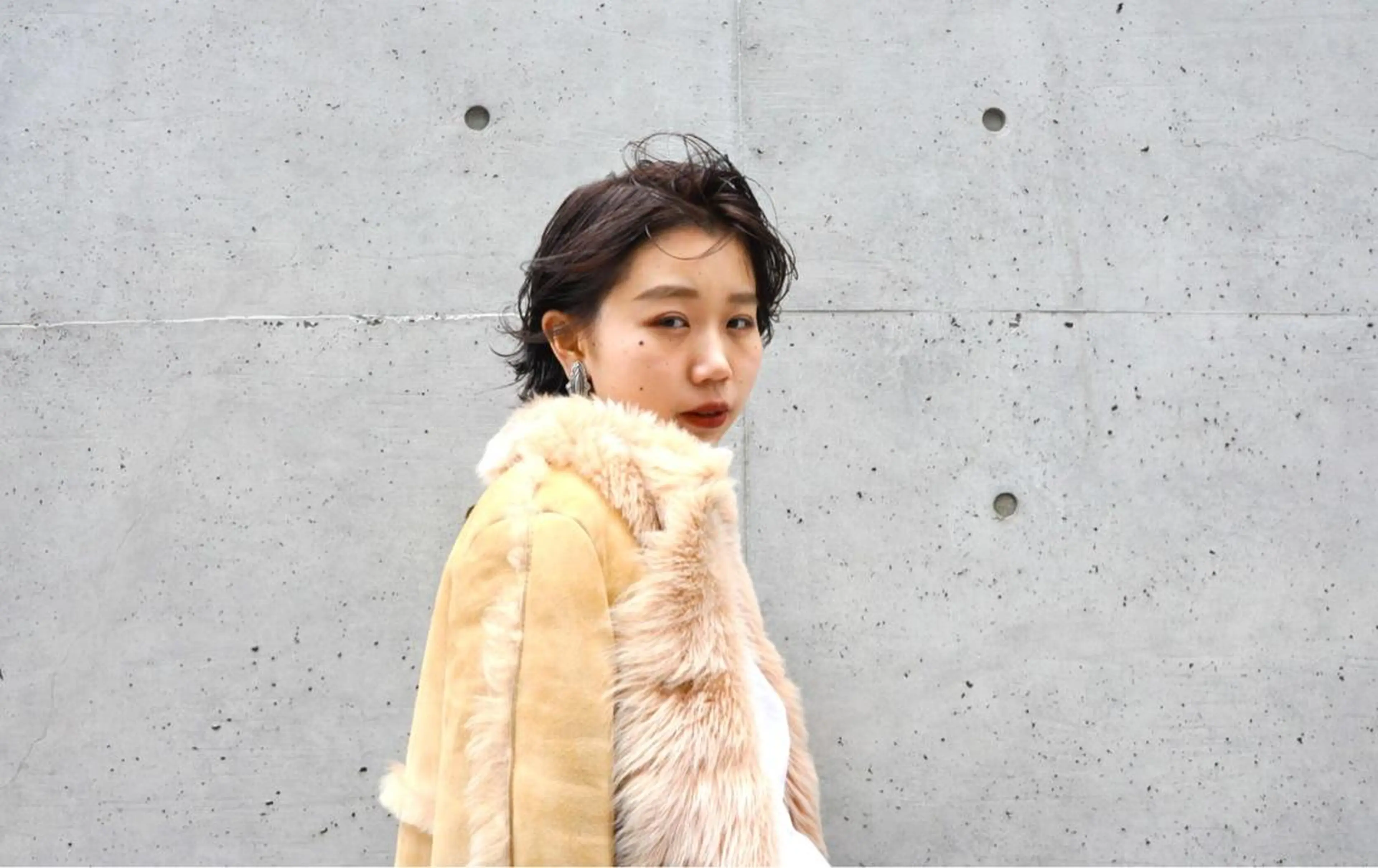 ショート カラー アッシュ ハイライトカラー バイオレットカラー バイオレットアッシュ ハイライト すみとも るなのヘアスタイル