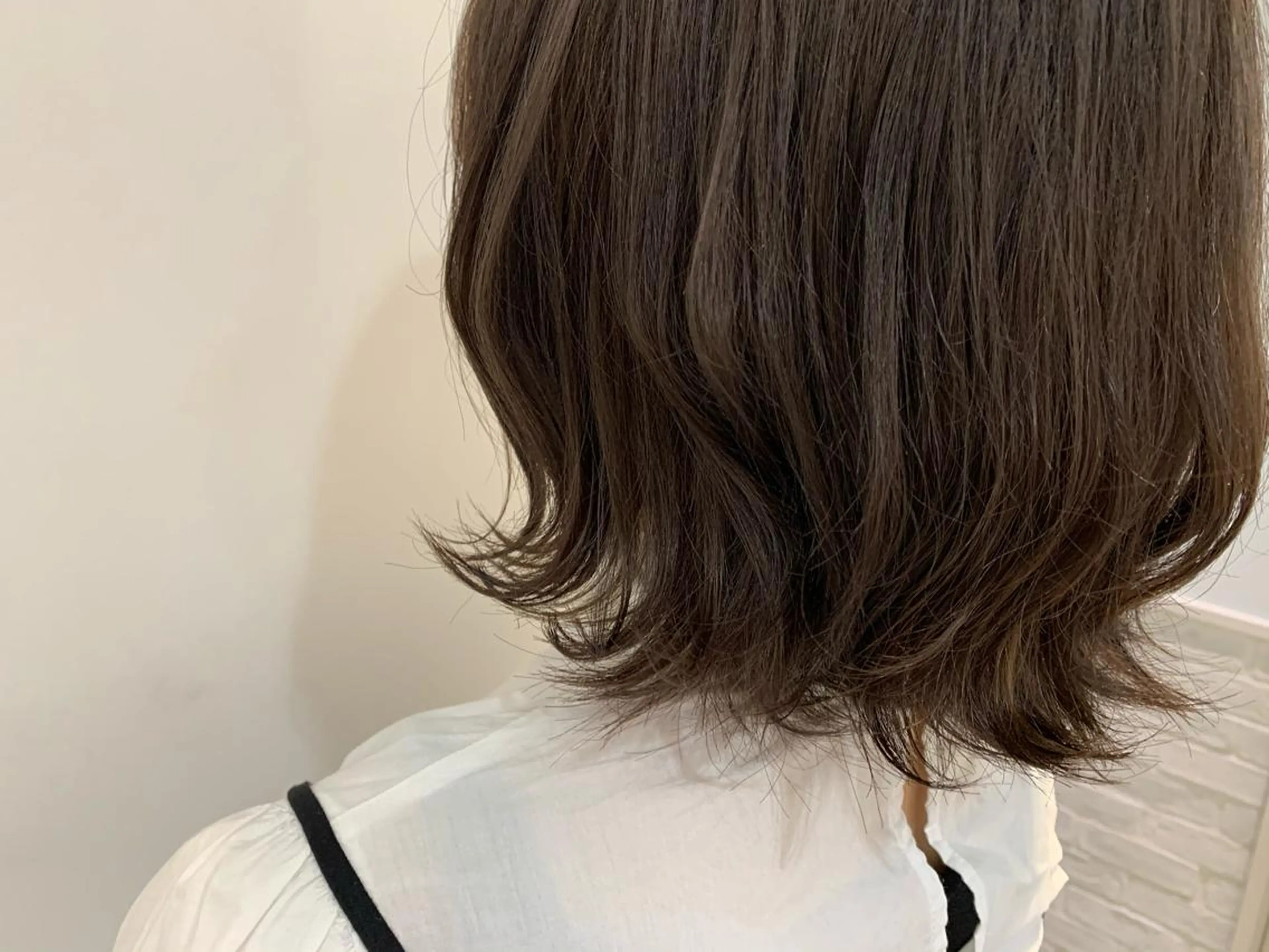 ミディアム カラー 高橋友里亜 /フリーランスのヘアスタイル