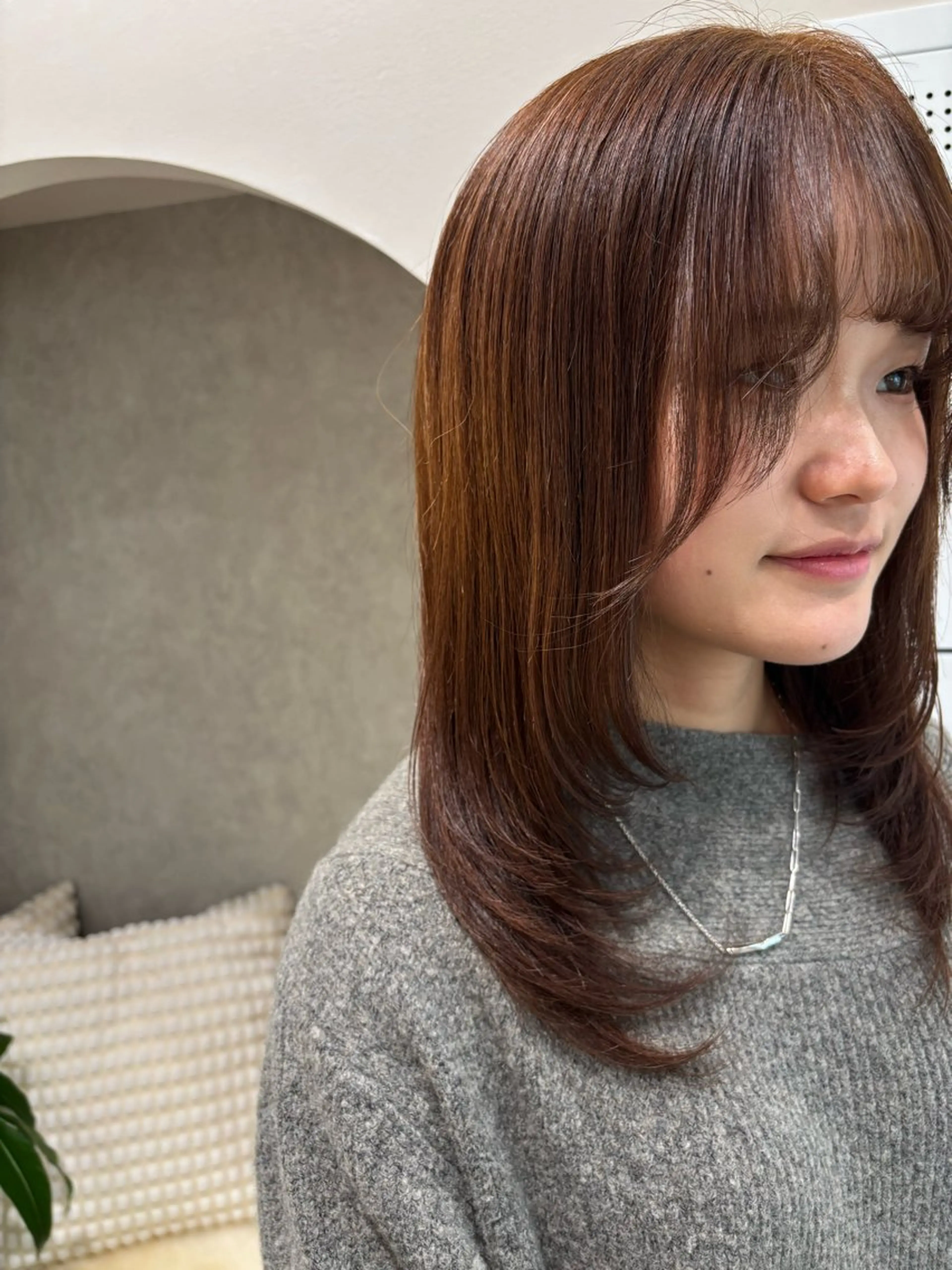 ミディアム レイヤーカット 武富 果音のヘアスタイル