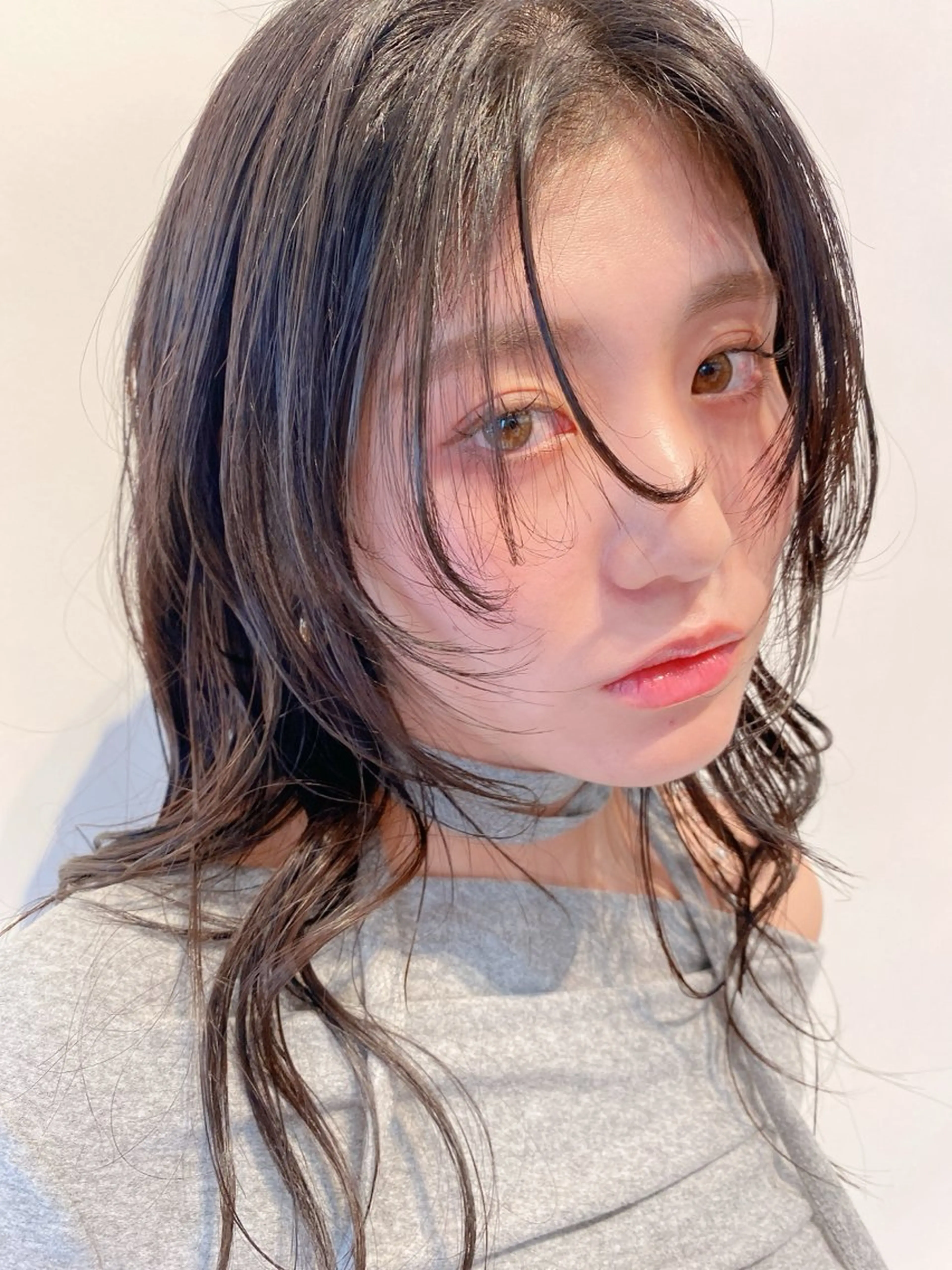 ロング 伊賀 裕菜のヘアスタイル