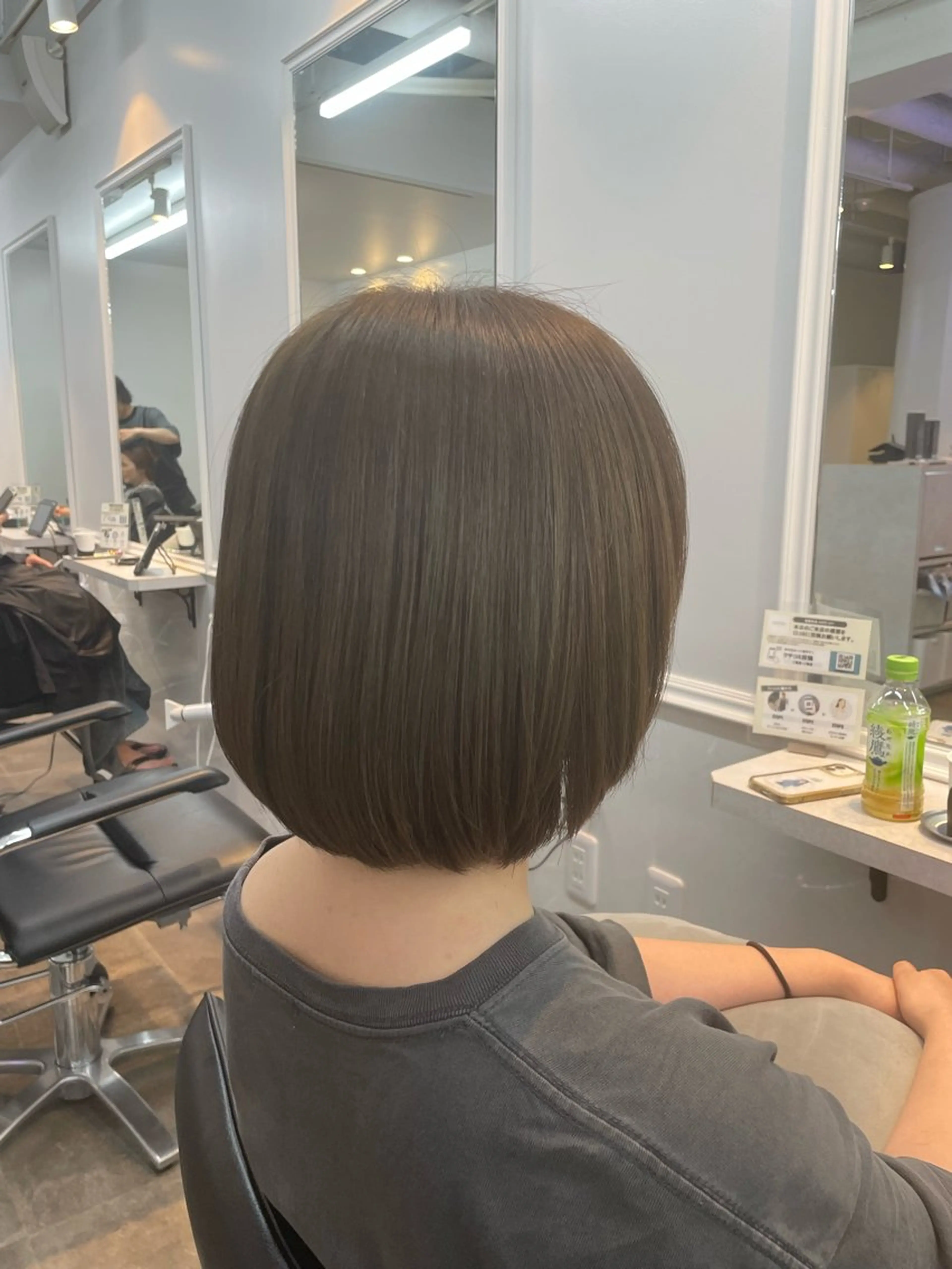 ショート カラー ベージュカラー スタイリスト /仲川葵のヘアスタイル